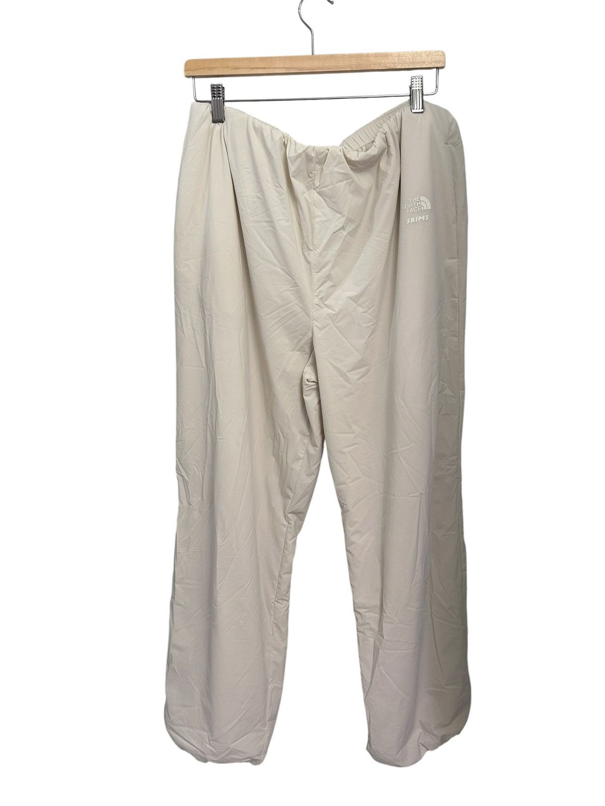 SKIMS × The North Face The North Face x Skims Women's Ventrix Pant large Bone New Size 32" / US 10 / IT 46 - 1 Thumbnail