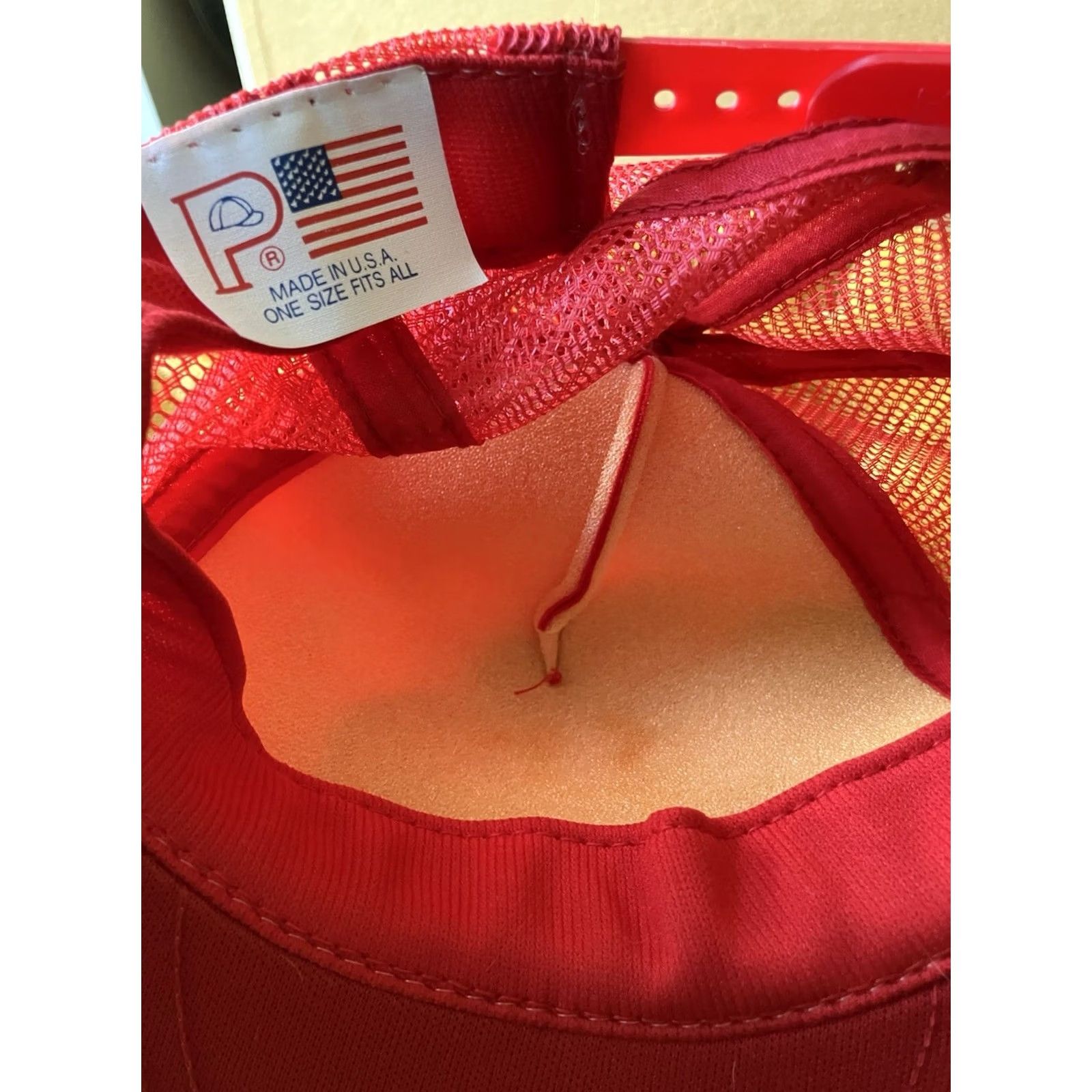 Vintage VINTAGE United Way Trucker Hat Cap Baseball Style Red Adjustable Mens Cap USA 90s Retro Hipster Outdoor Modern Logo Size ONE SIZE - 3 Thumbnail