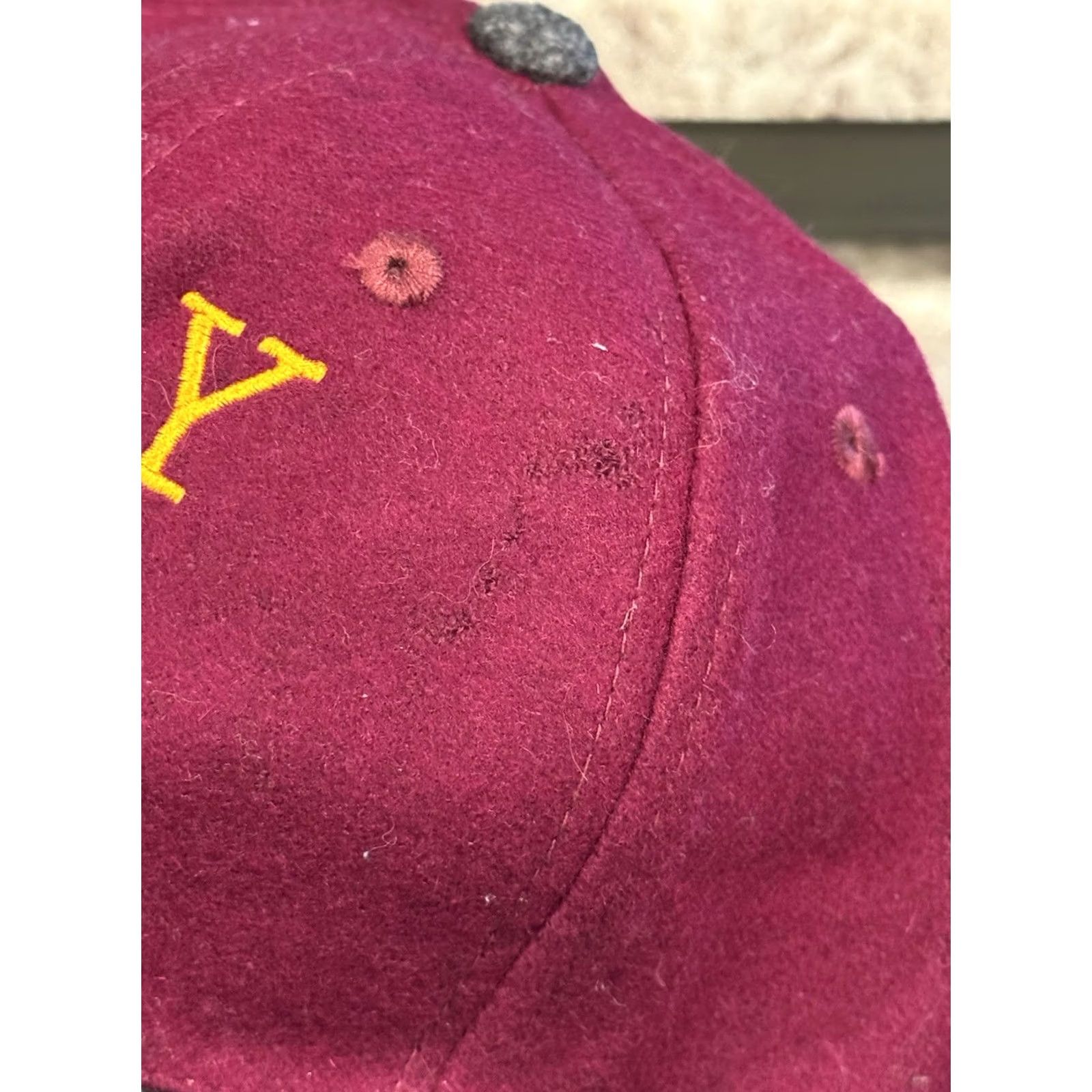 Vintage VINTAGE JAY FBI MOST WANTED 1997 SnapBack Hat Cap Wool Blend Burgundy Gray Rap Men One Size Burgundy Snapback 90s Hip Hop Mens Size ONE SIZE - 4 Thumbnail