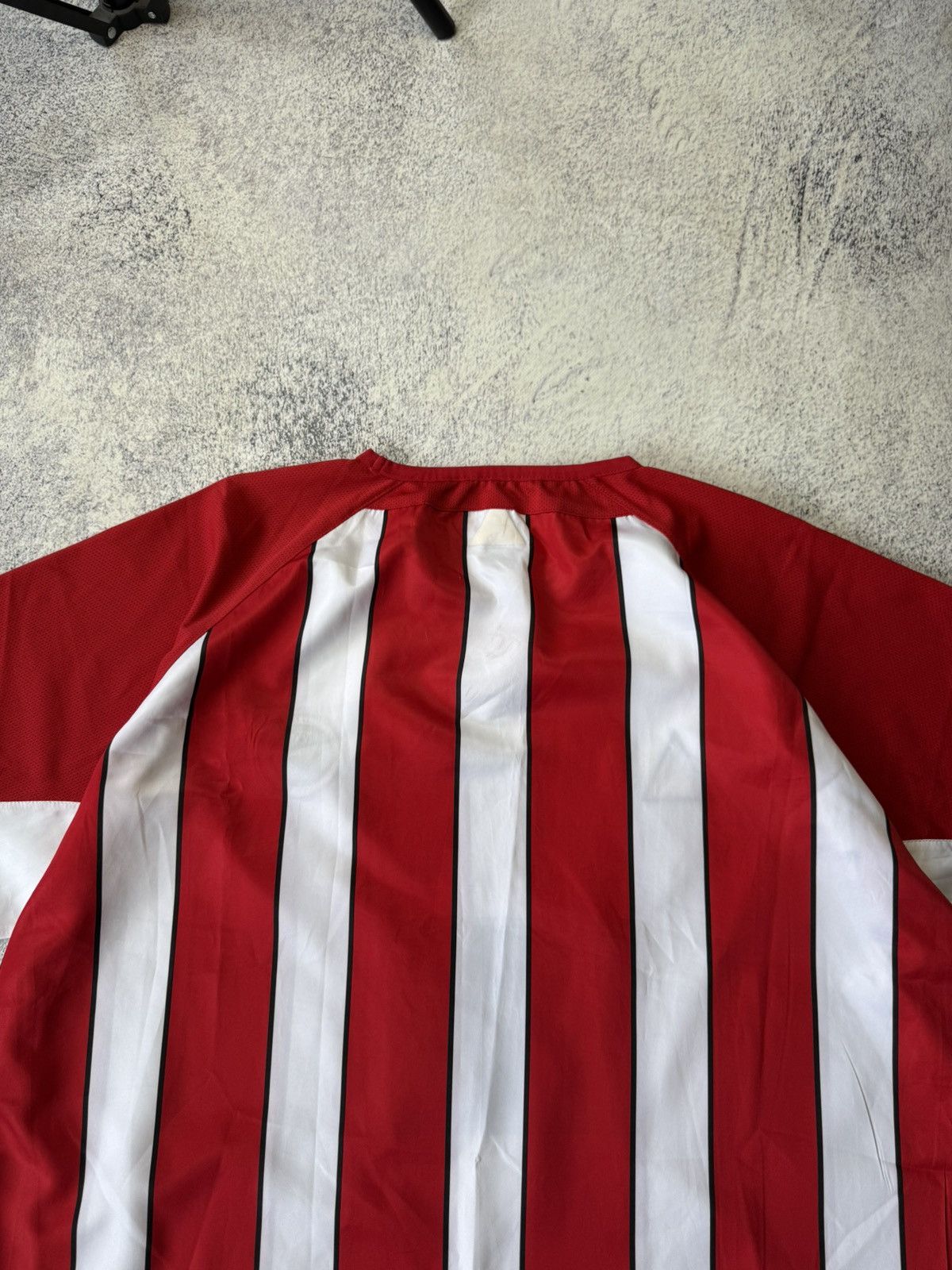Vintage Vintage Sheffield United Retro Home Football Shirt 2004/05 Size US XL / EU 56 / 4 - 22 Thumbnail