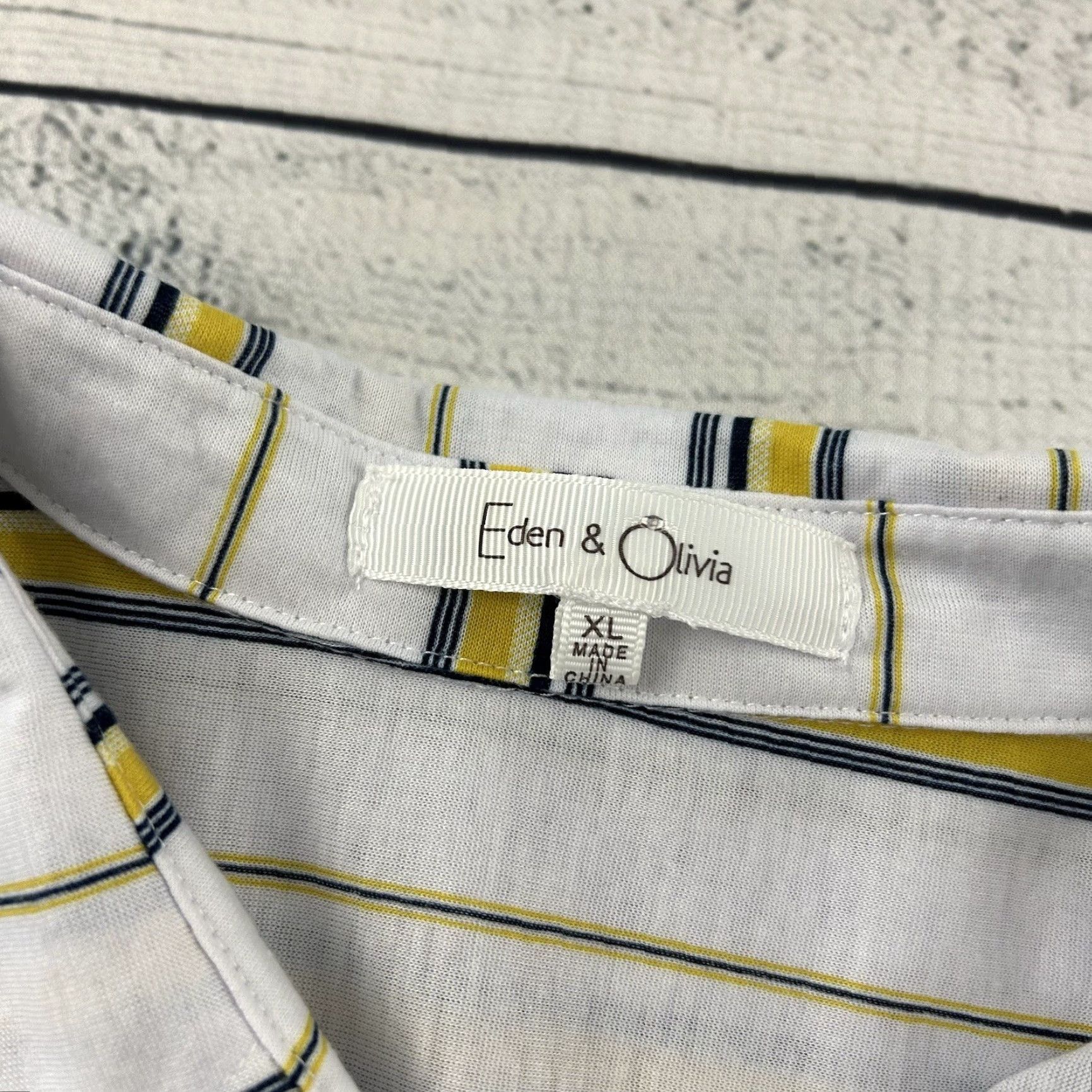 Vintage Eden & Olivia Striped Long Sleeve Button-Up Shirt Womens 2XL White Yellow Size XXL / US 16-18 / IT 52-54 - 2 Thumbnail
