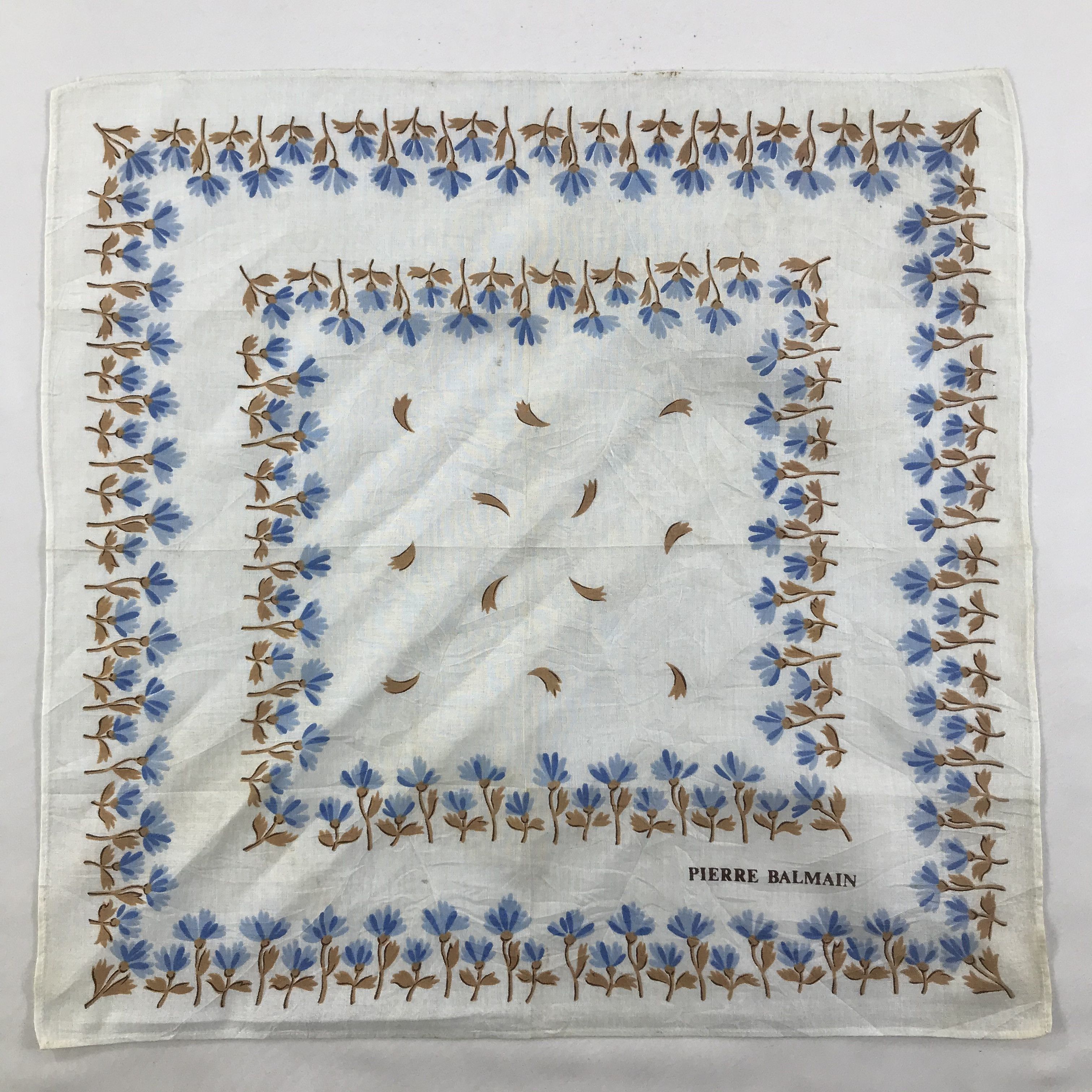 Pierre Balmain × Vintage Pierre Balmain Bandana / Handkerchief / Neckerchief - S1223 Size ONE SIZE - 1 Thumbnail