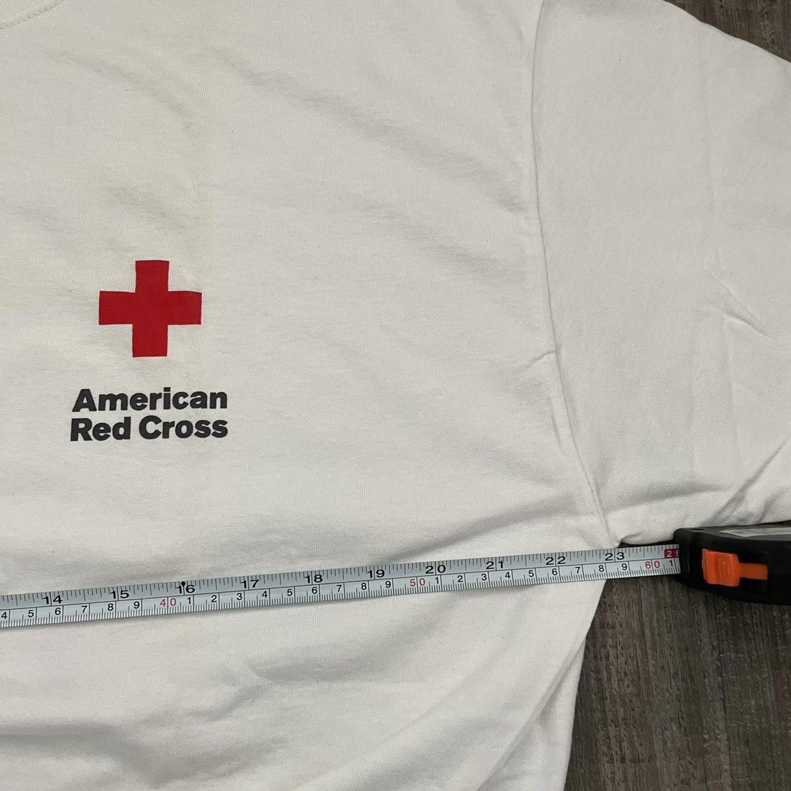 Gildan GILDAN • VNTG "Red Cross" Pre-Shrunk Tee (XL) Size US XL / EU 56 / 4 - 4 Thumbnail