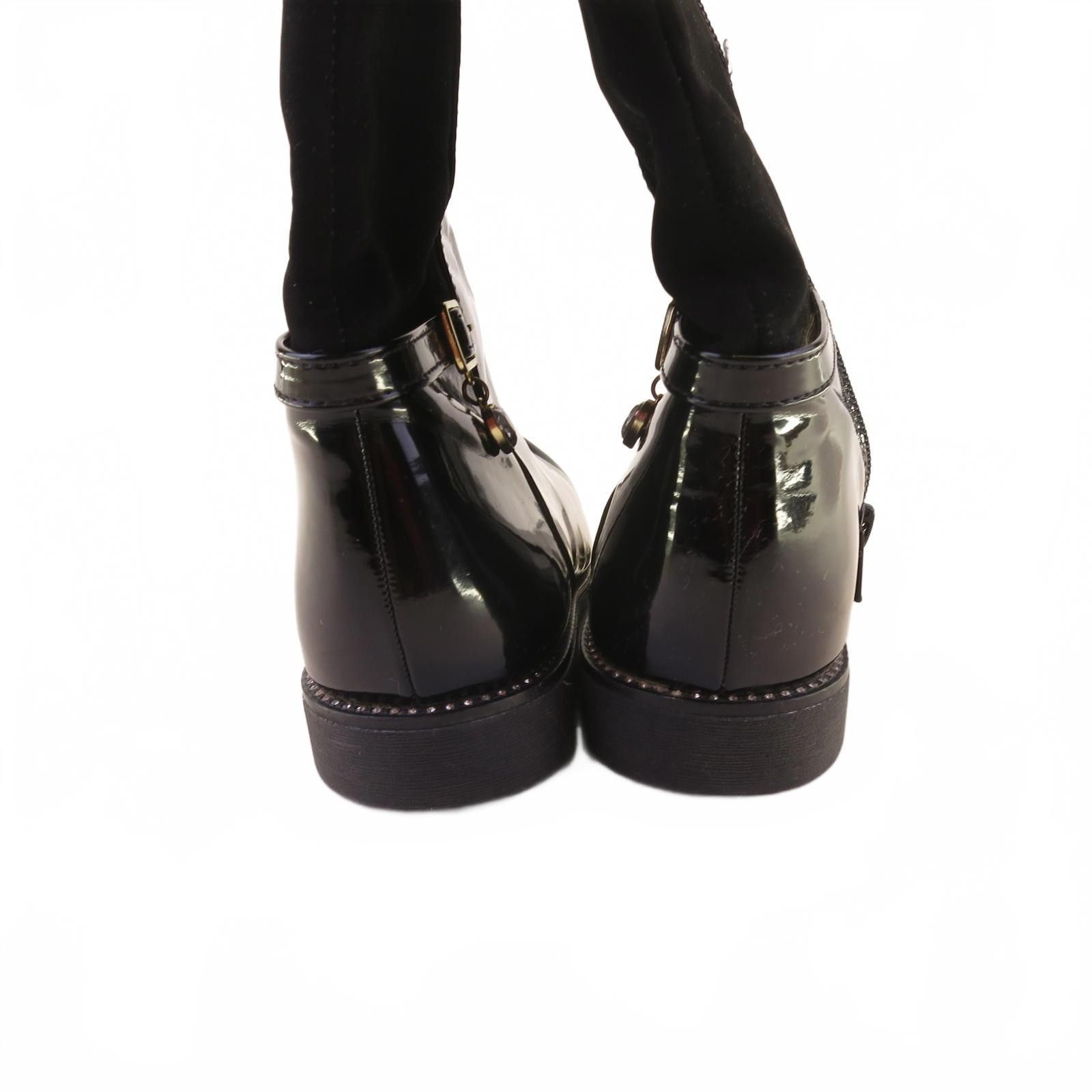 Designer Children's Place Faux Patent Leather Tall Boots Size 4Y Size US 4 / IT 34 - 3 Thumbnail