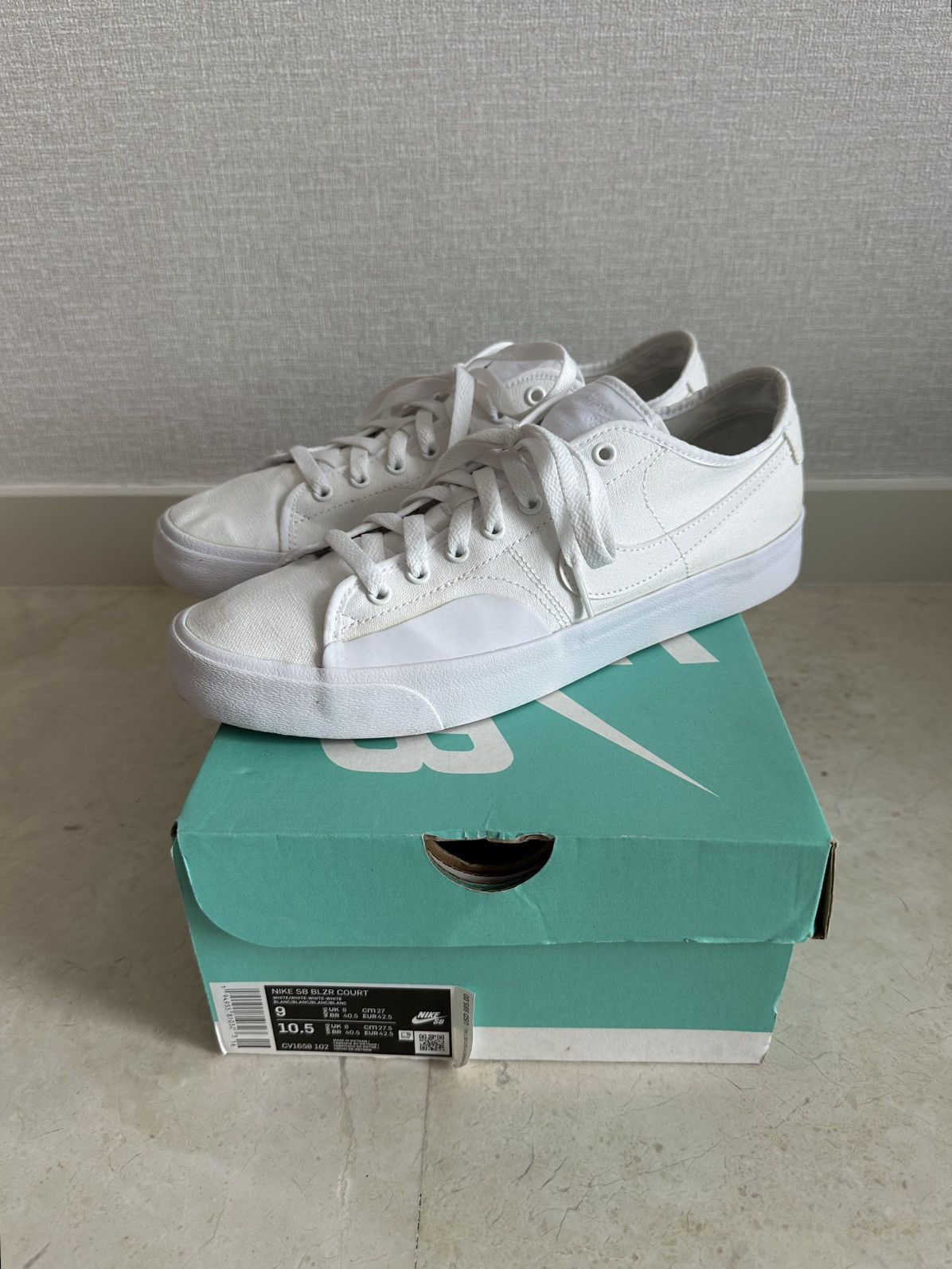 Nike SB Blazer Court Size US 9 / EU 42 - 1 Thumbnail