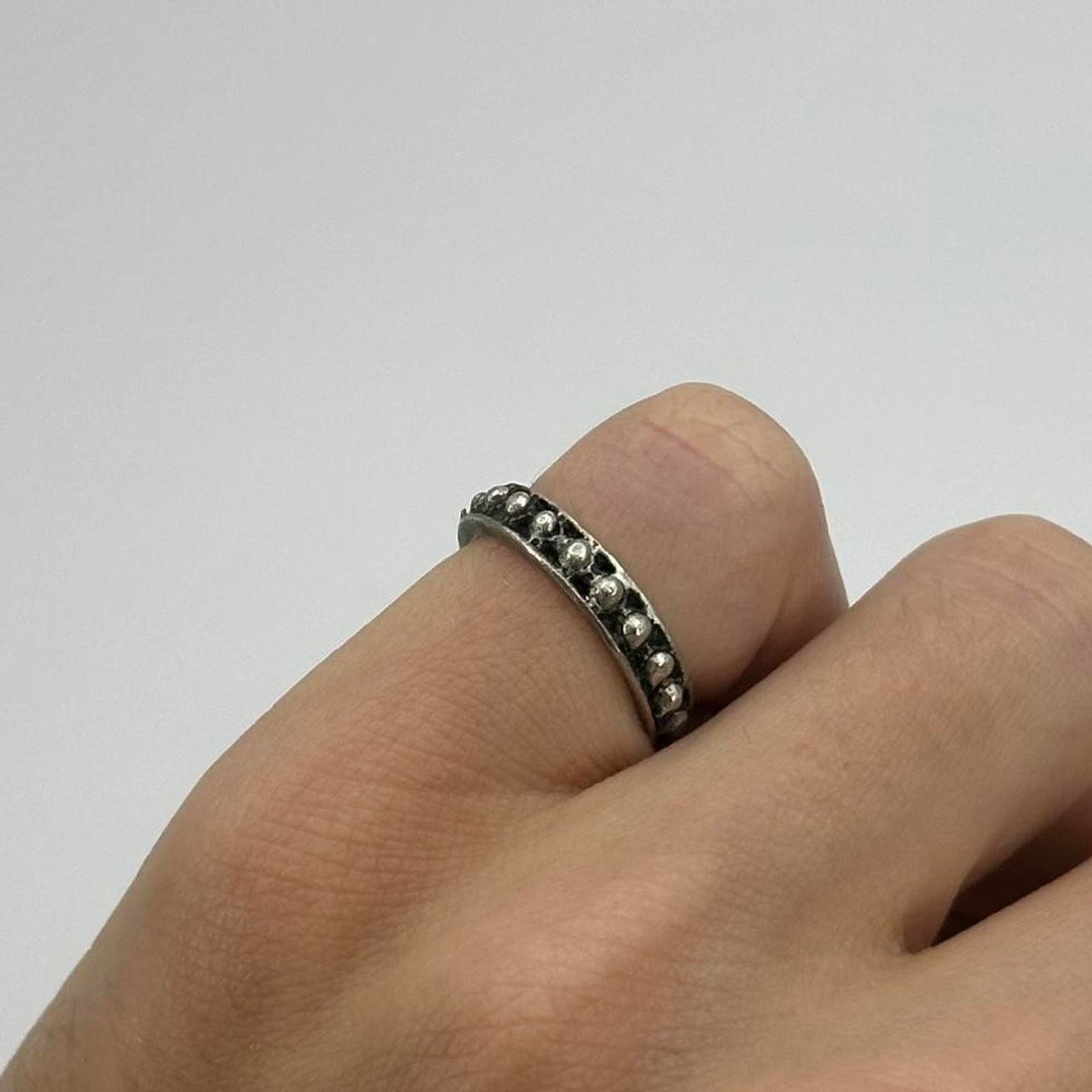 Vintage Vintage Silver Studded Mini Ball Pinky Band Ring Size ONE SIZE - 3 Thumbnail