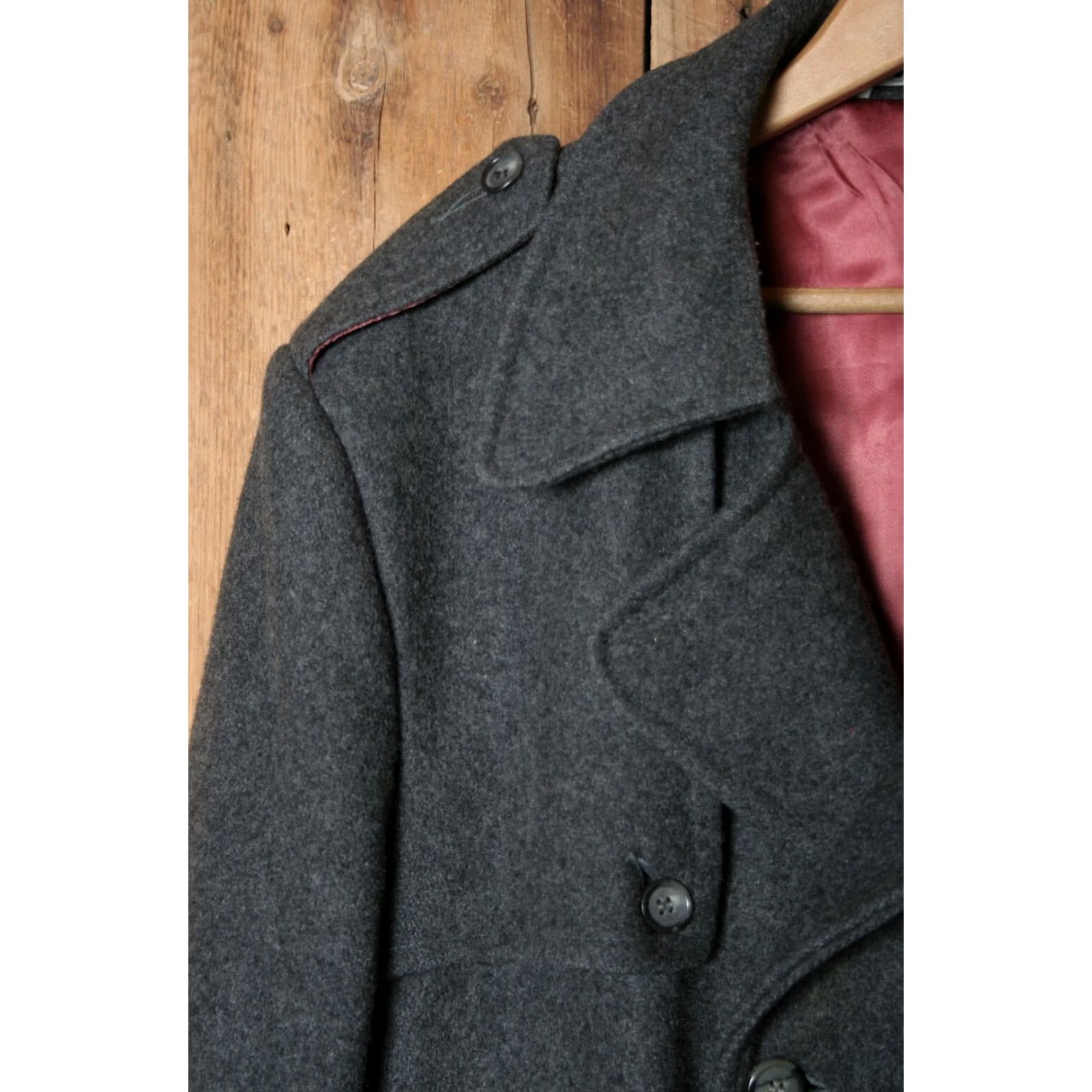 ASH VINTAGE DASH Gray Wool Blend Double Breasted Overcoat Sz. 40 Coat Men's 40 Gray DASH Wool Blend Overcoat Vintage Mens 40 Linen? Size US XXS / EU 40 - 2 Thumbnail