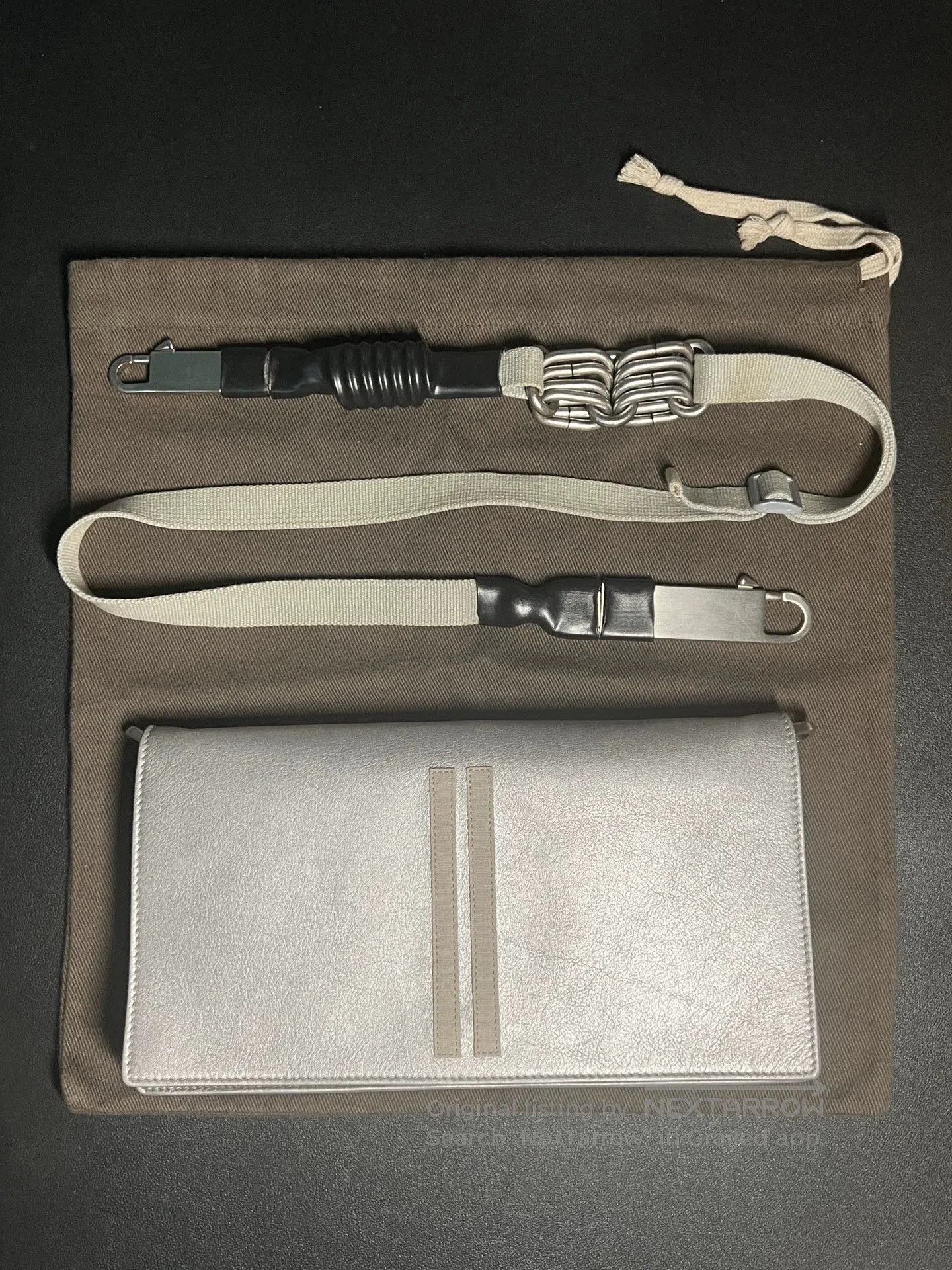 Rick Owens Rick Owens Silver Leather Crossbody Bag. Size ONE SIZE - 1 Thumbnail