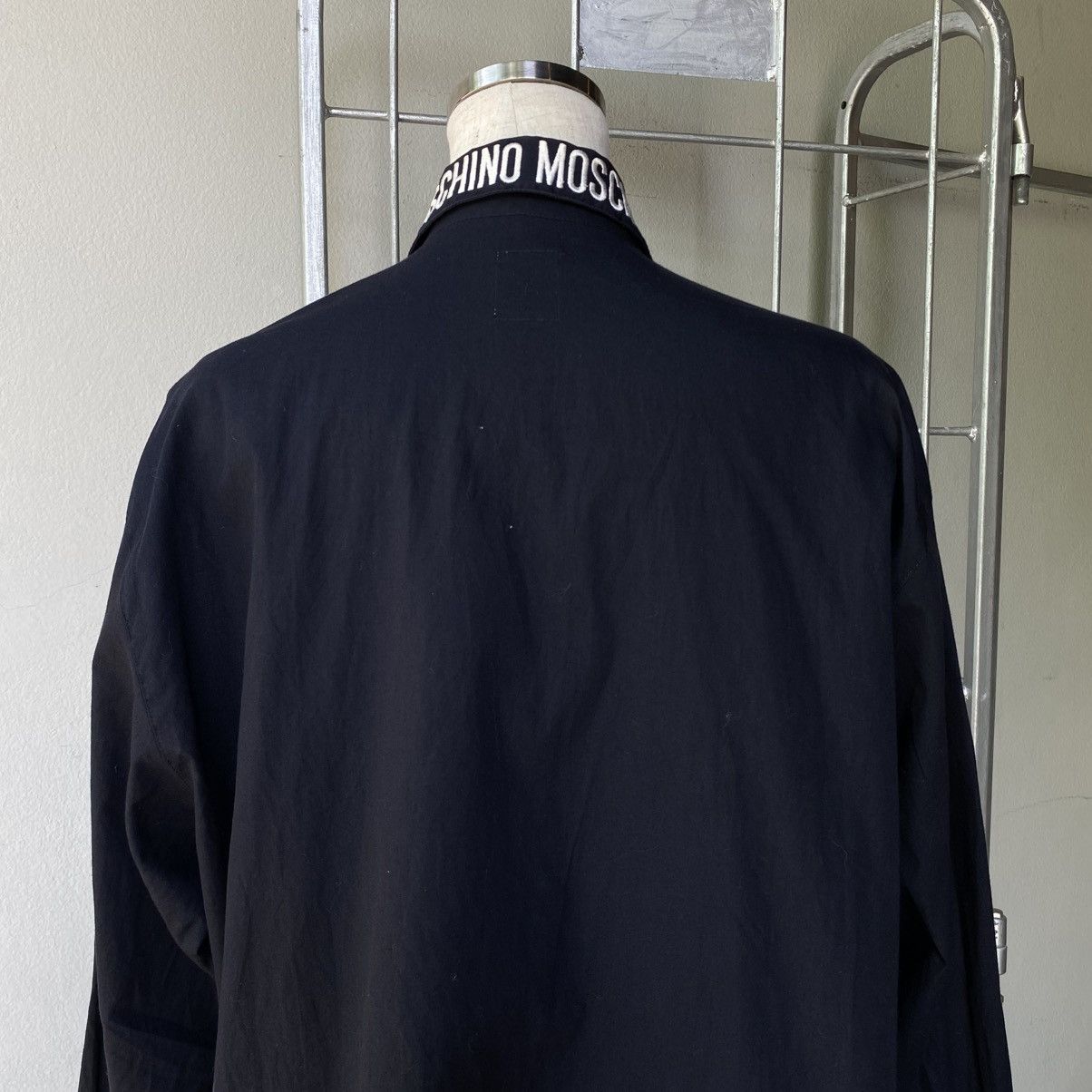 Moschino MOSCHINO Black Moschino Logo Collar Shirt Size L / US 10 / IT 46 - 17 Thumbnail