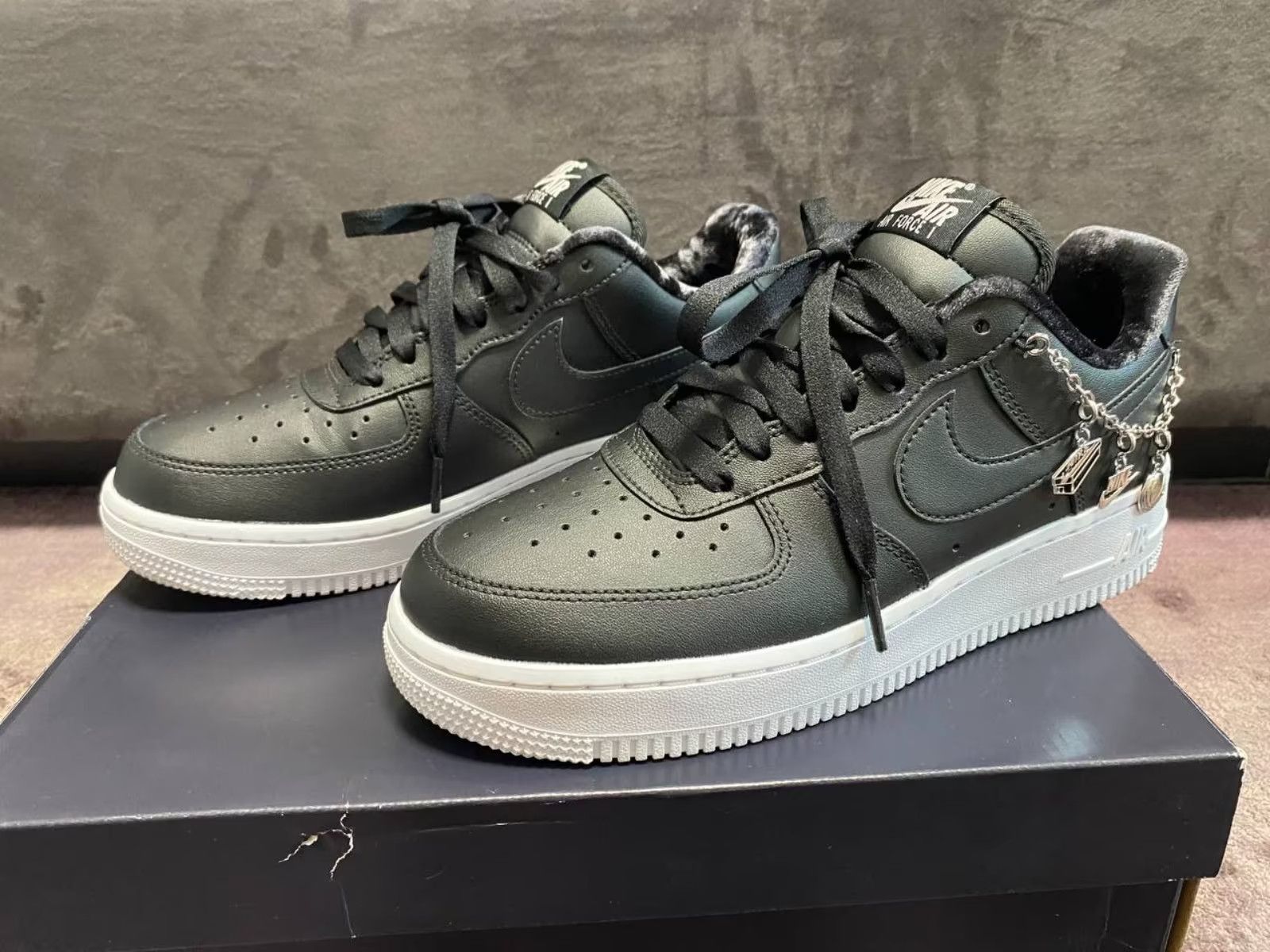 Nike Nike Air Force 1 '07 LX Size US 8.5 / IT 38.5 - 1 Thumbnail