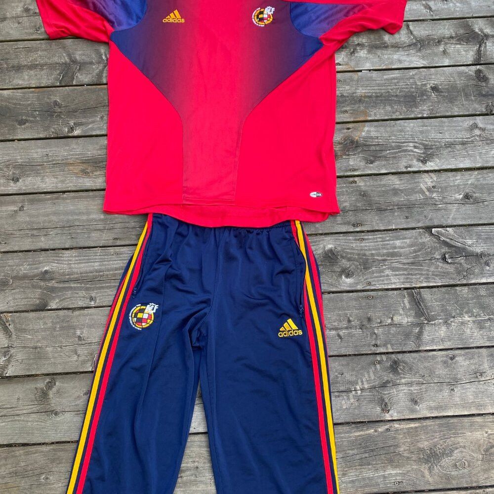 Adidas × Vintage Vintage 2003 Adidas Spain National Soccer Team Jersey Set - Size US L / EU 52-54 / 3 - 6 Thumbnail