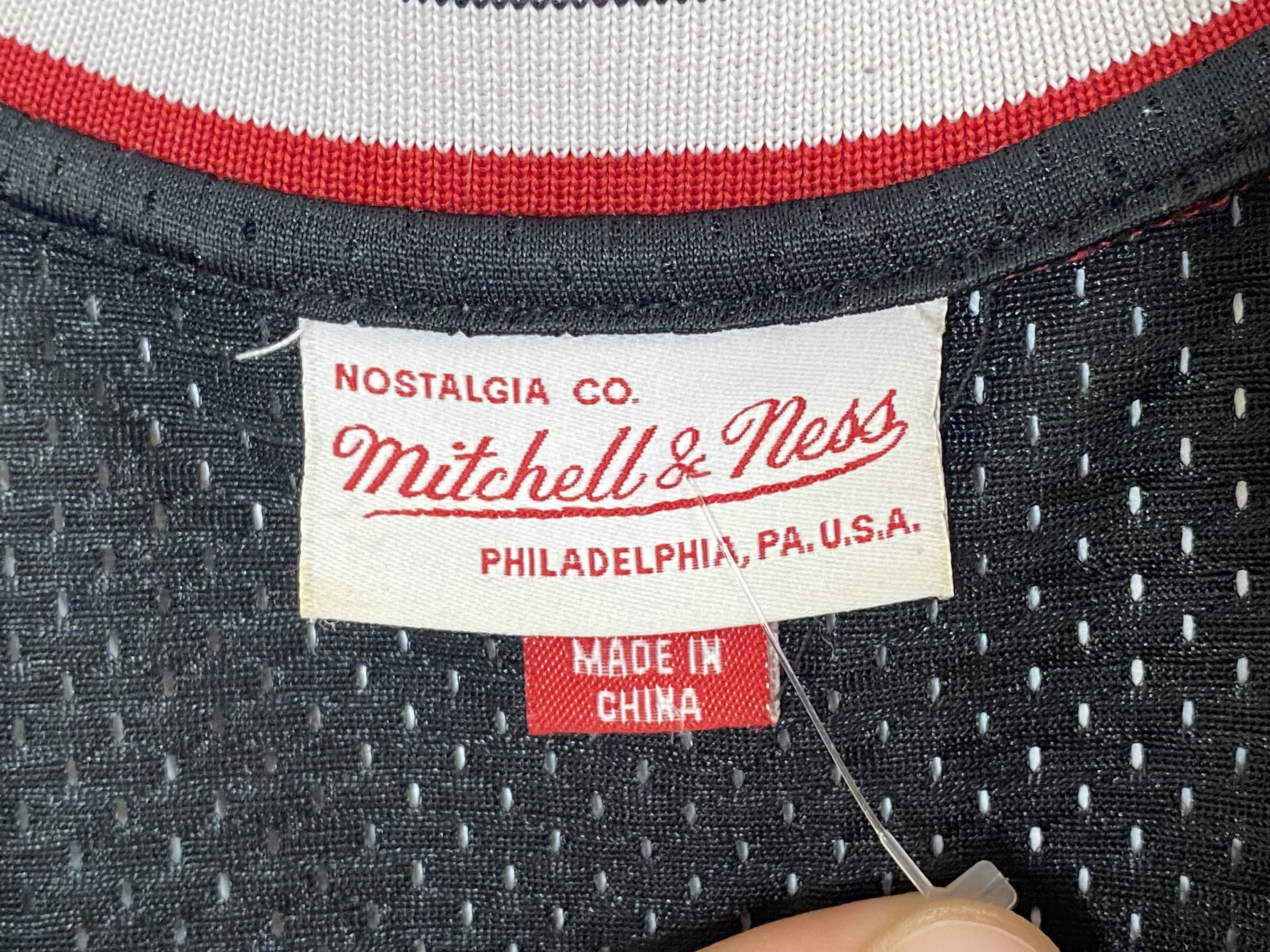 Mitchell & Ness × NBA CHICAGO BULLS 2014 NBA BASKETBALL JERSEY SHIRT Size US L / EU 52-54 / 3 - 5 Thumbnail