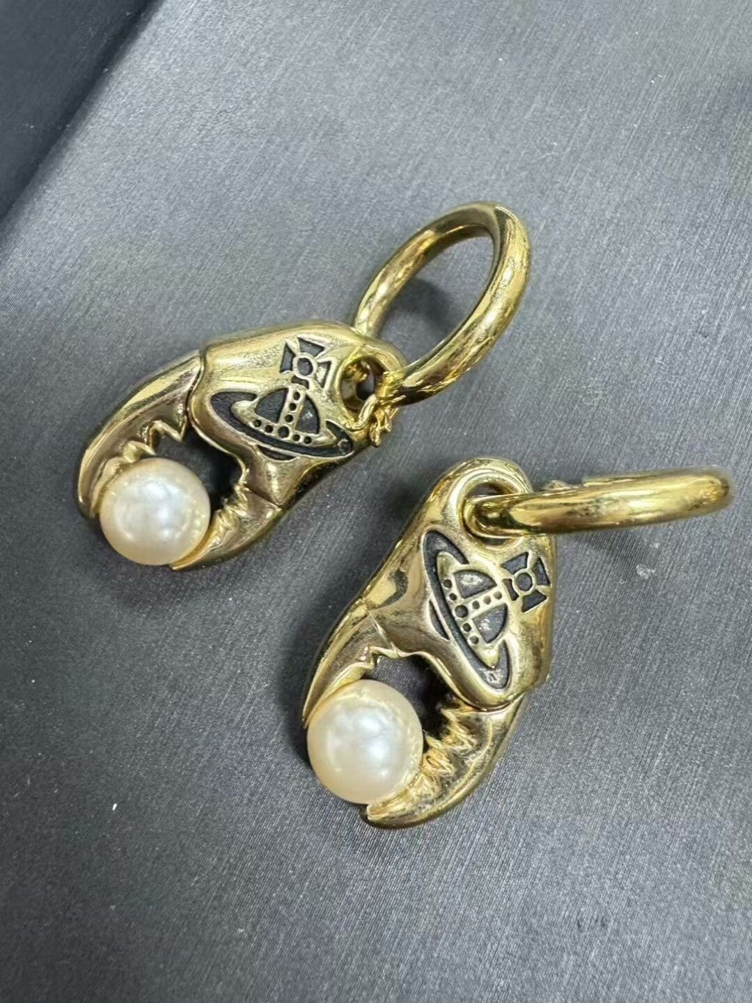 Vivienne Westwood Vivienne Westwood Nana Drop Pearl Earrings 25th