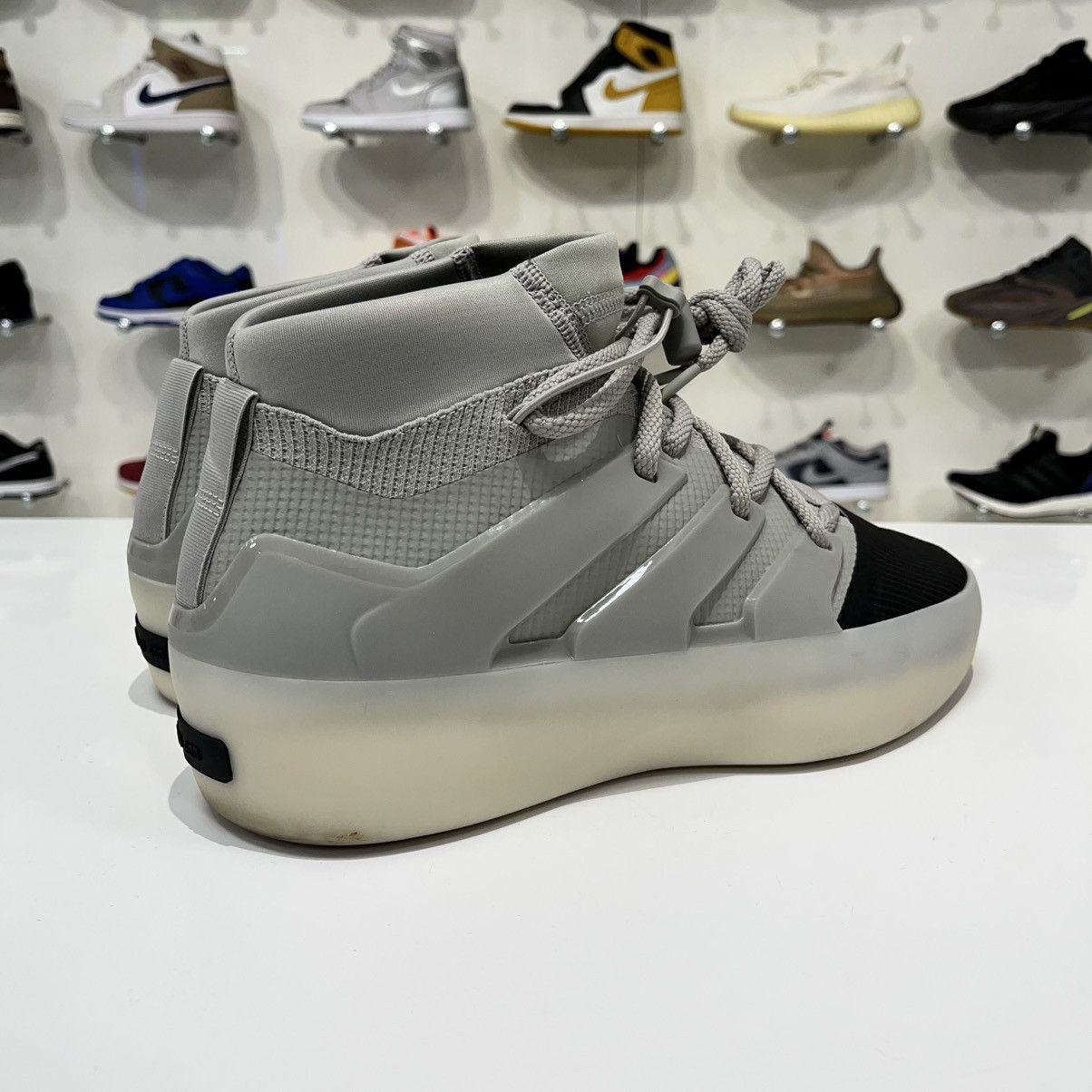 Adidas × Essentials × Fear of God Adidas x FOG Athletics I Basketball Sesame Carbon Size US 10 / EU 43 - 6 Thumbnail