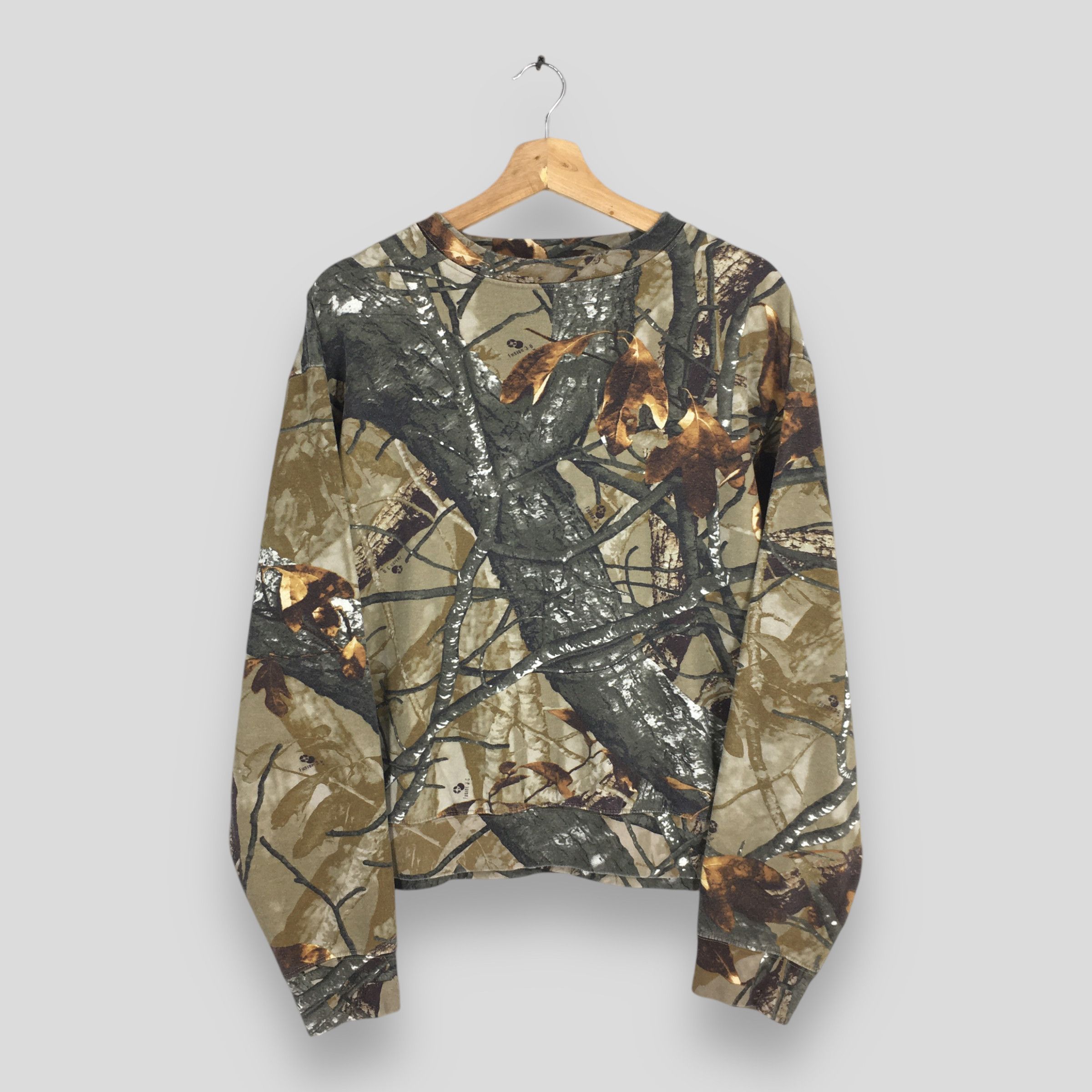 Vintage Outfitters Ridge Mossy Oak Camo Sweatshirt Large