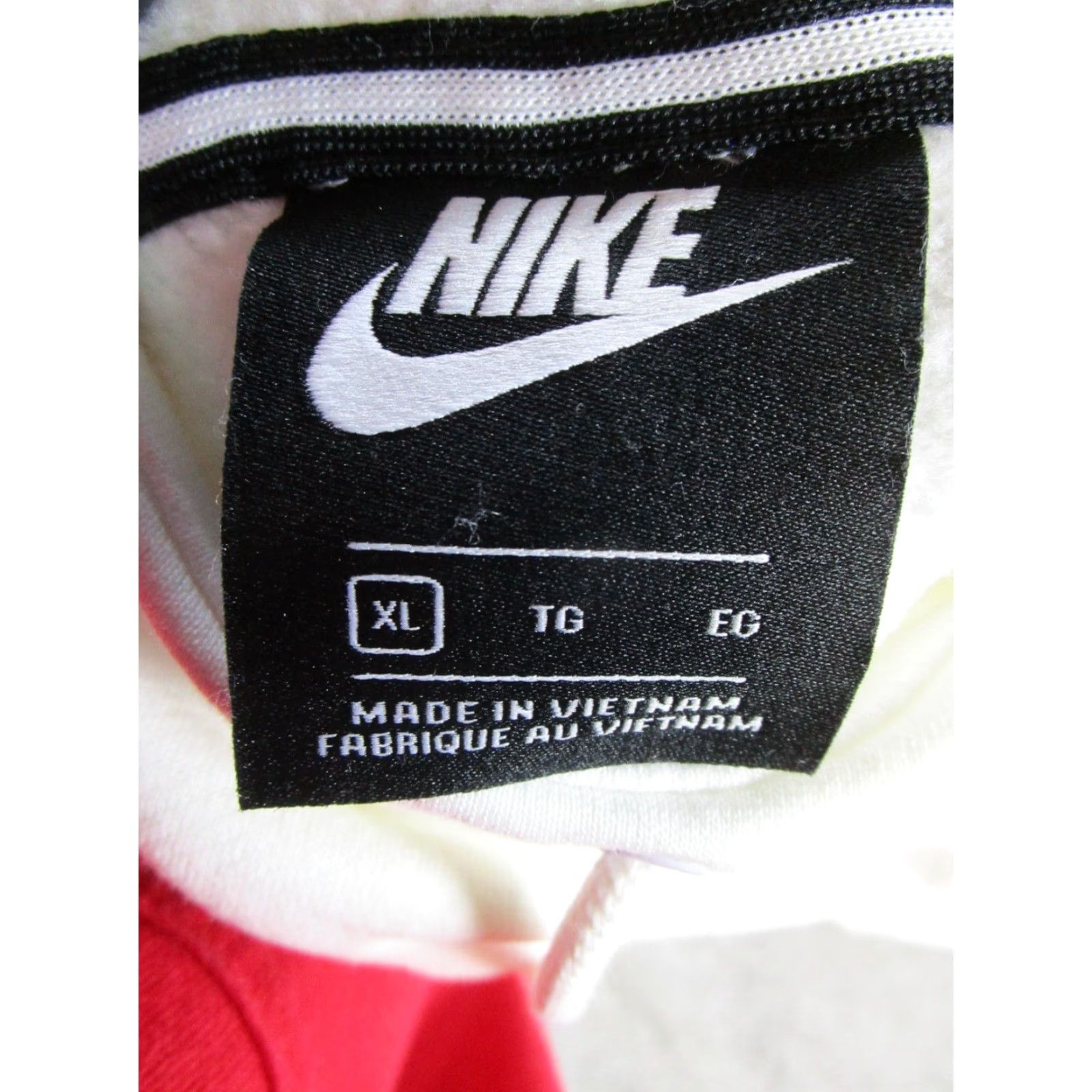 Nike Nike Hoodie Womens XL White Cropped Cotton Pullover Crew Neck Fleece Pullover Activewear Nike Womens XL White Cropped Hoodie Size XL / US 12-14 / IT 48-50 - 3 Thumbnail