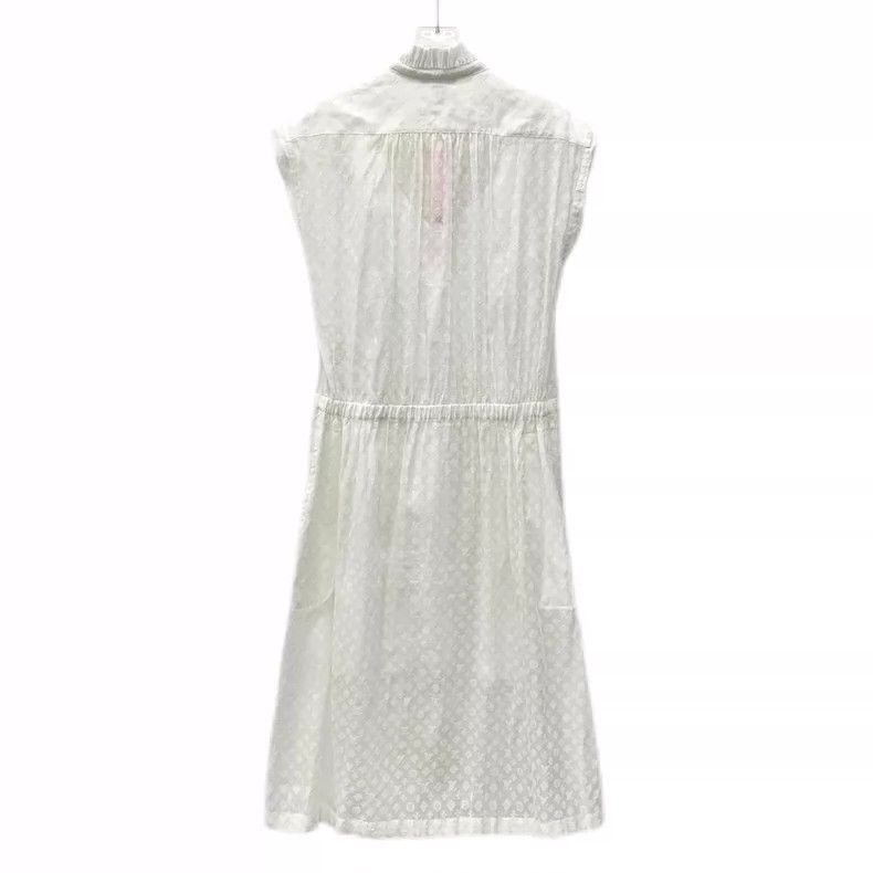 Louis Vuitton Louis Vuitton White logo embossed mulberry silk sleeveless Size XS / US 0-2 / IT 36-38 - 2 Thumbnail