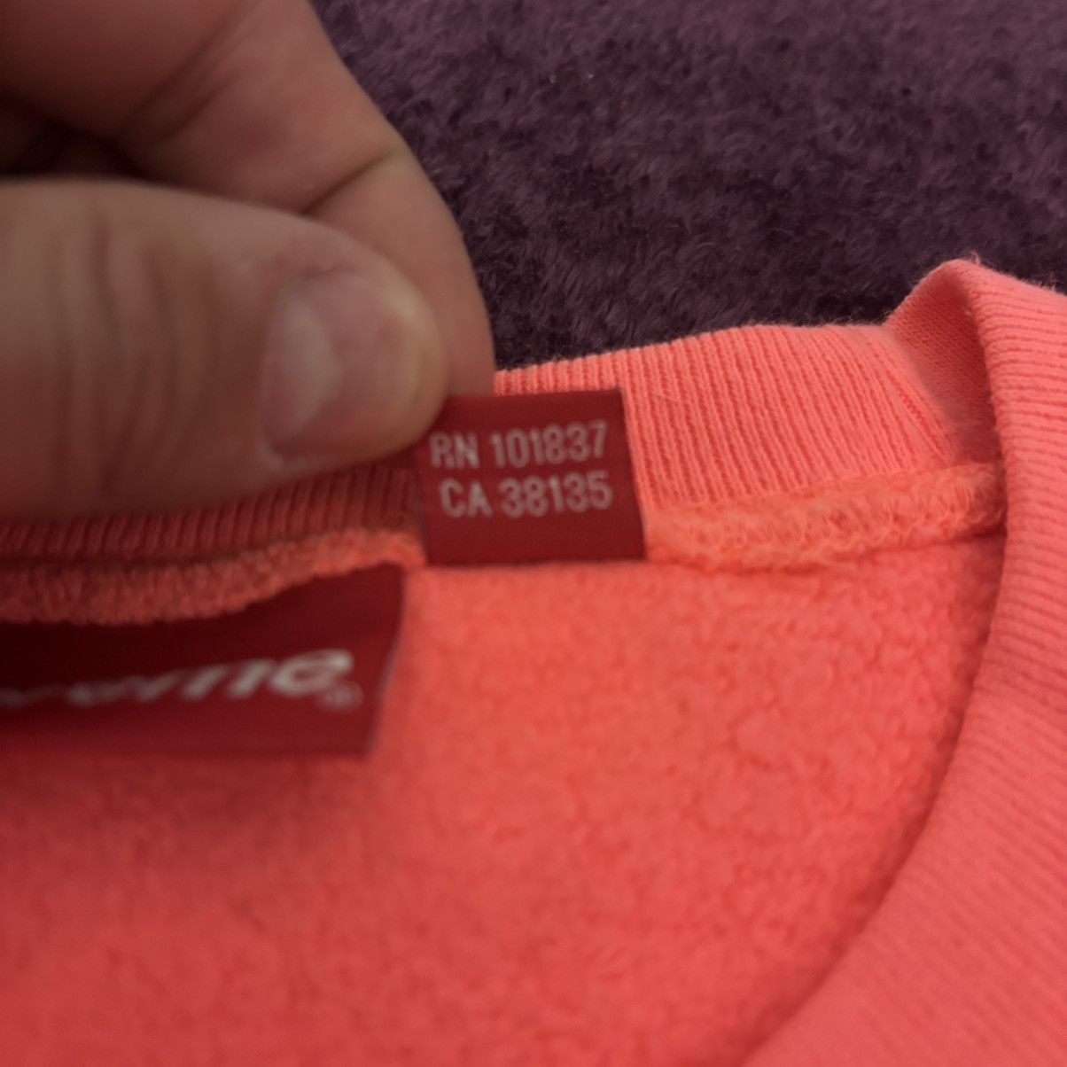 Supreme Supreme Box Logo Crewneck Fluorescent Pink Size US XL / EU 56 / 4 - 7 Thumbnail