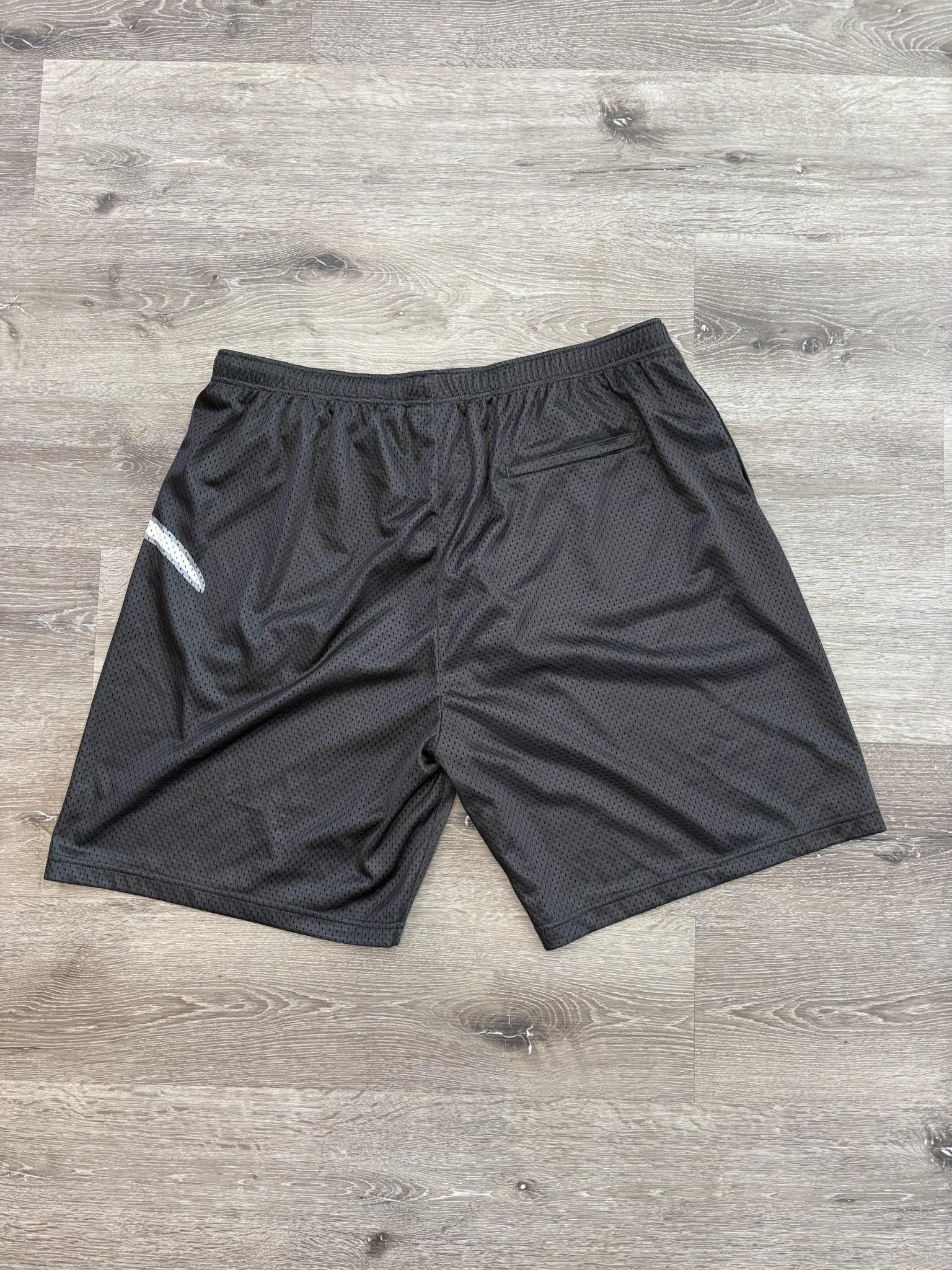 Supreme Supreme "Big Script" Mesh Short (Black) Size US 34 / EU 50 - 5 Thumbnail