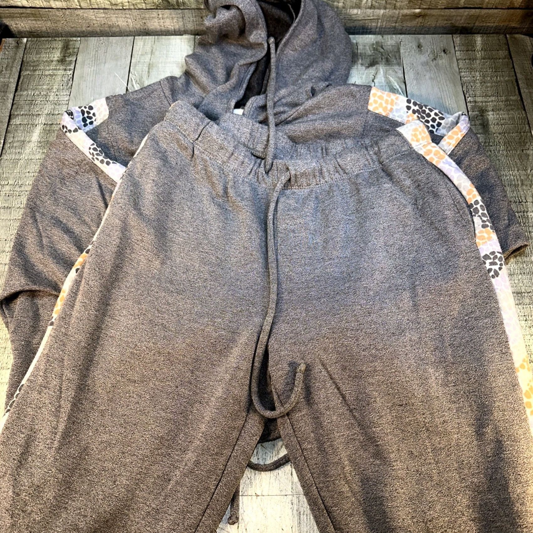 Vintage Oli Viv Women’s Lounge Set Hoodie & Joggers Gray L Snakeskin Trim Cozy Size L / US 10 / IT 46 - 4 Thumbnail