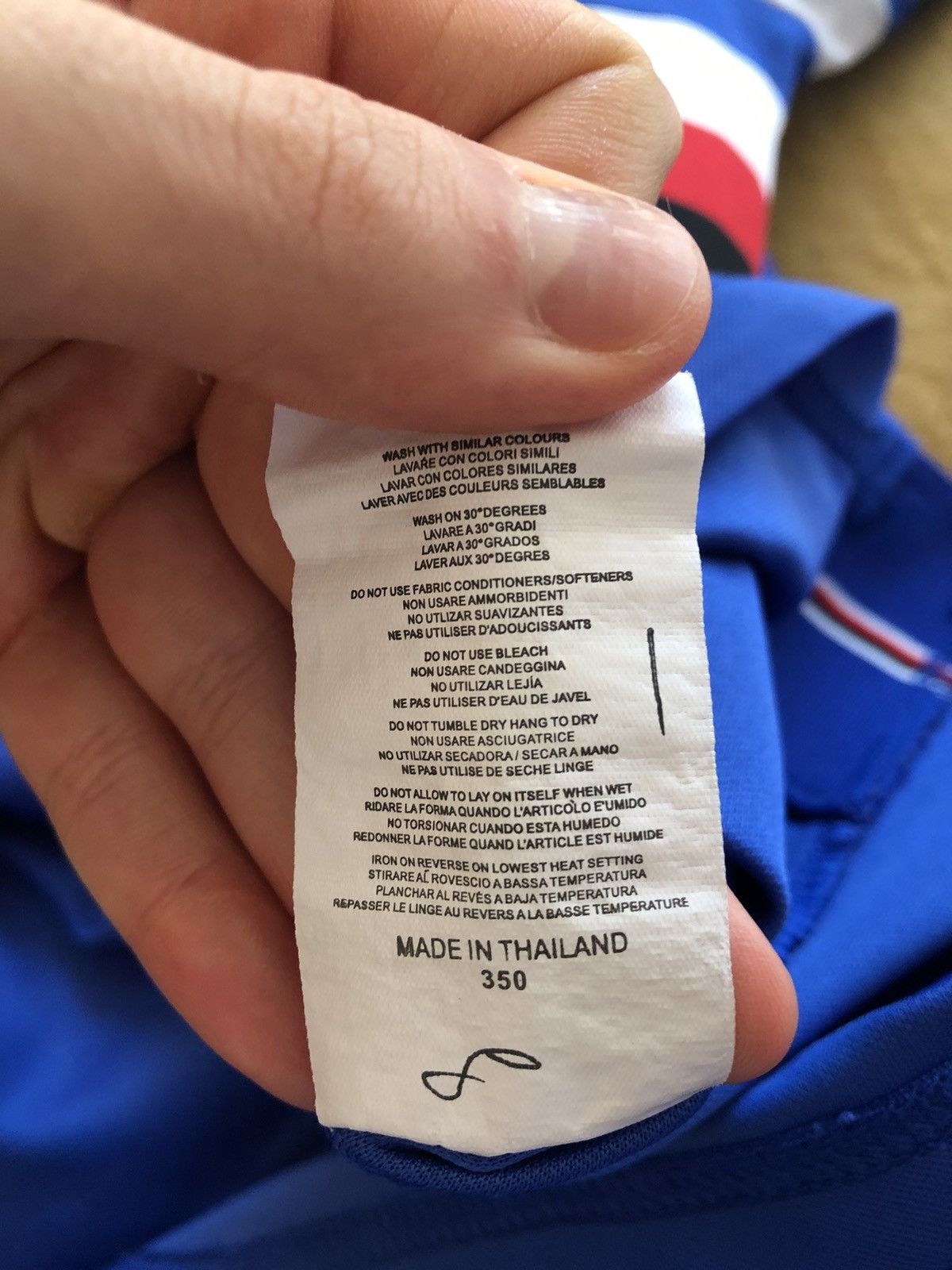 Vintage RARE SAMPDORIA UC GENOA VINTAGE FOOTBALL SOCCER JERSEY Size US L / EU 52-54 / 3 - 7 Thumbnail