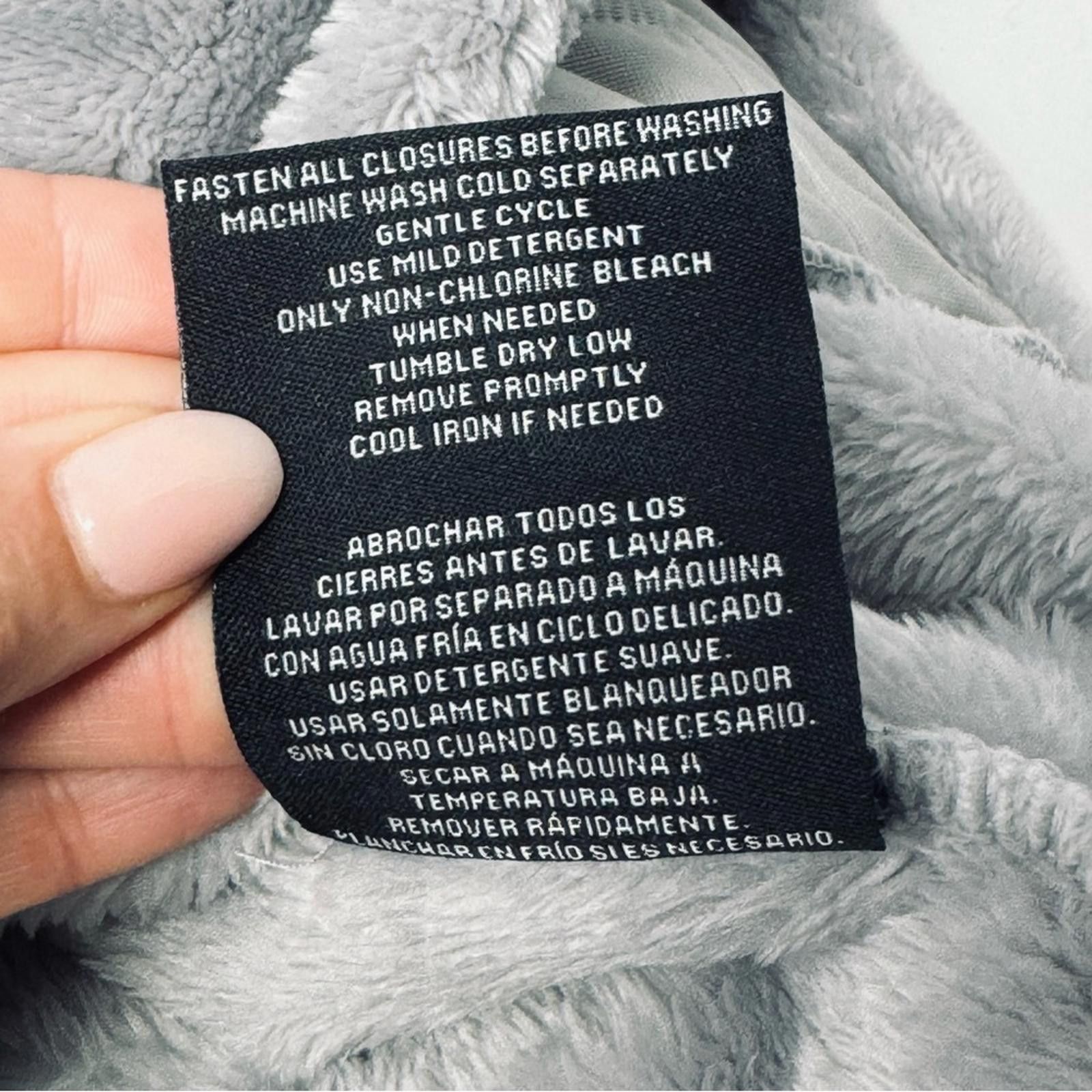 Designer NWT. 32 Degrees. Plush Full Zip Jacket Grisaille Size Small. Size S / US 4 / IT 40 - 6 Thumbnail