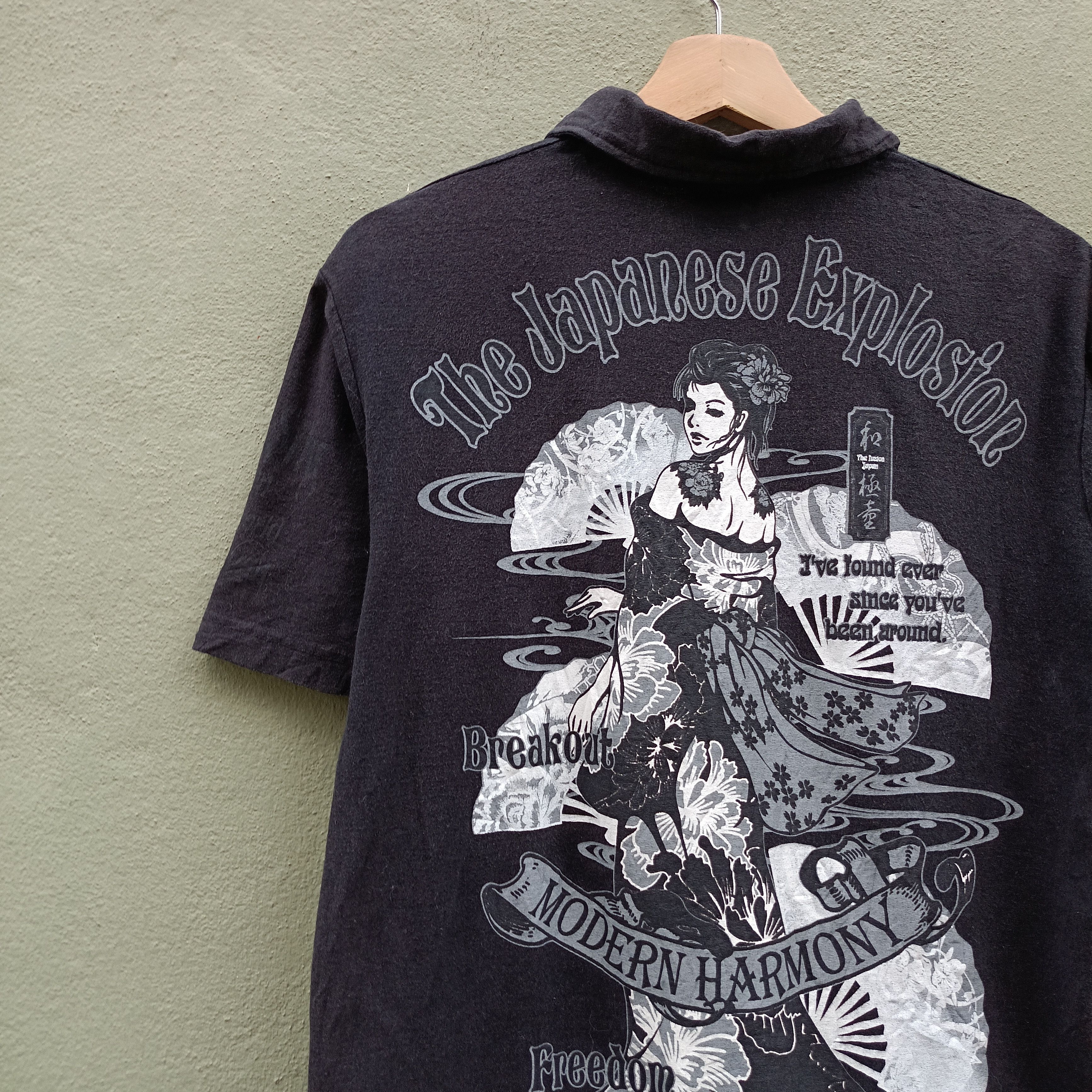 The Fusion Japan Shirt Button up
