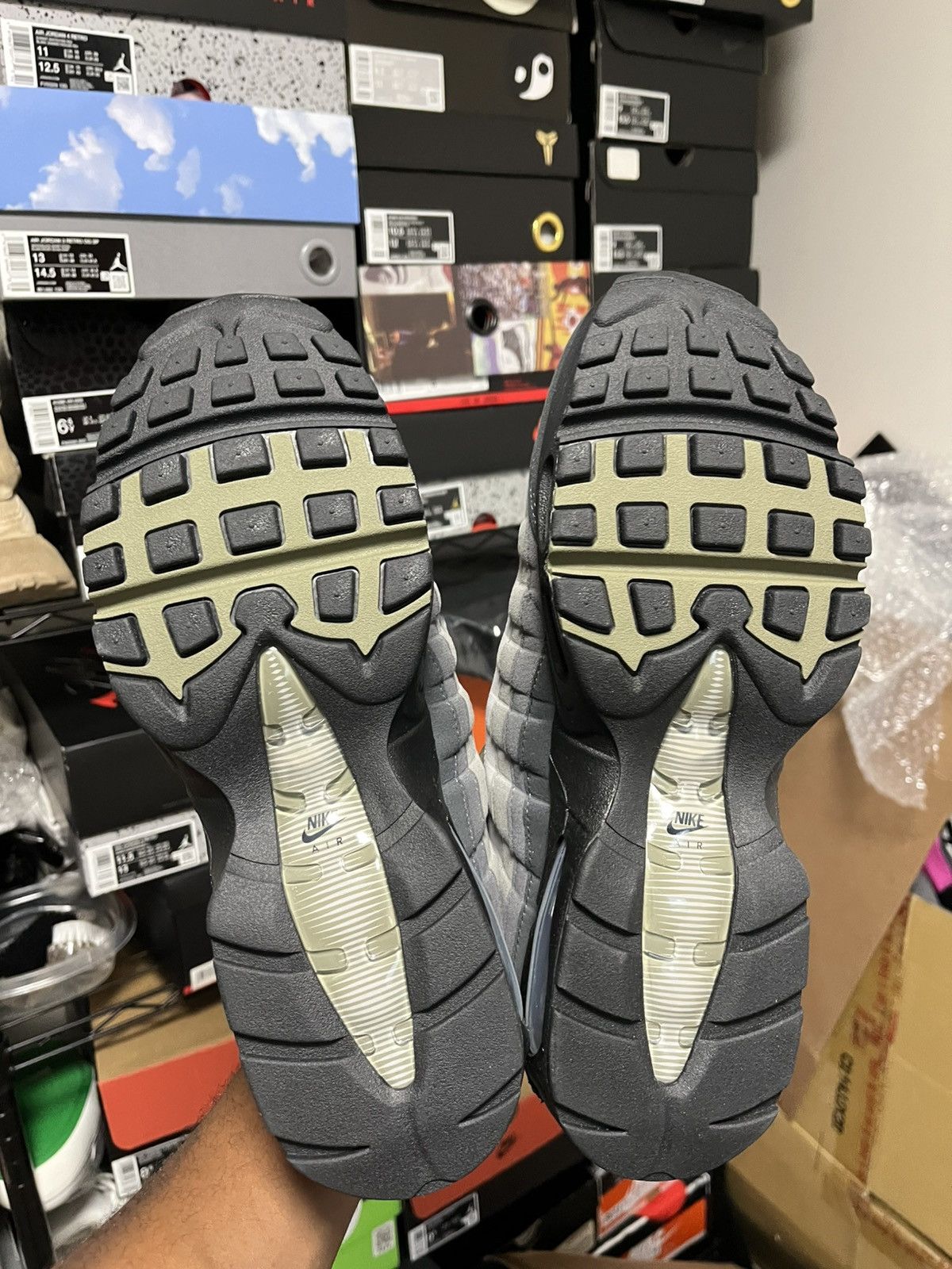 Nike Medium olive Big bubble airmax 95 (11W/9.5M) Size US 9.5 / EU 42-43 - 6 Thumbnail