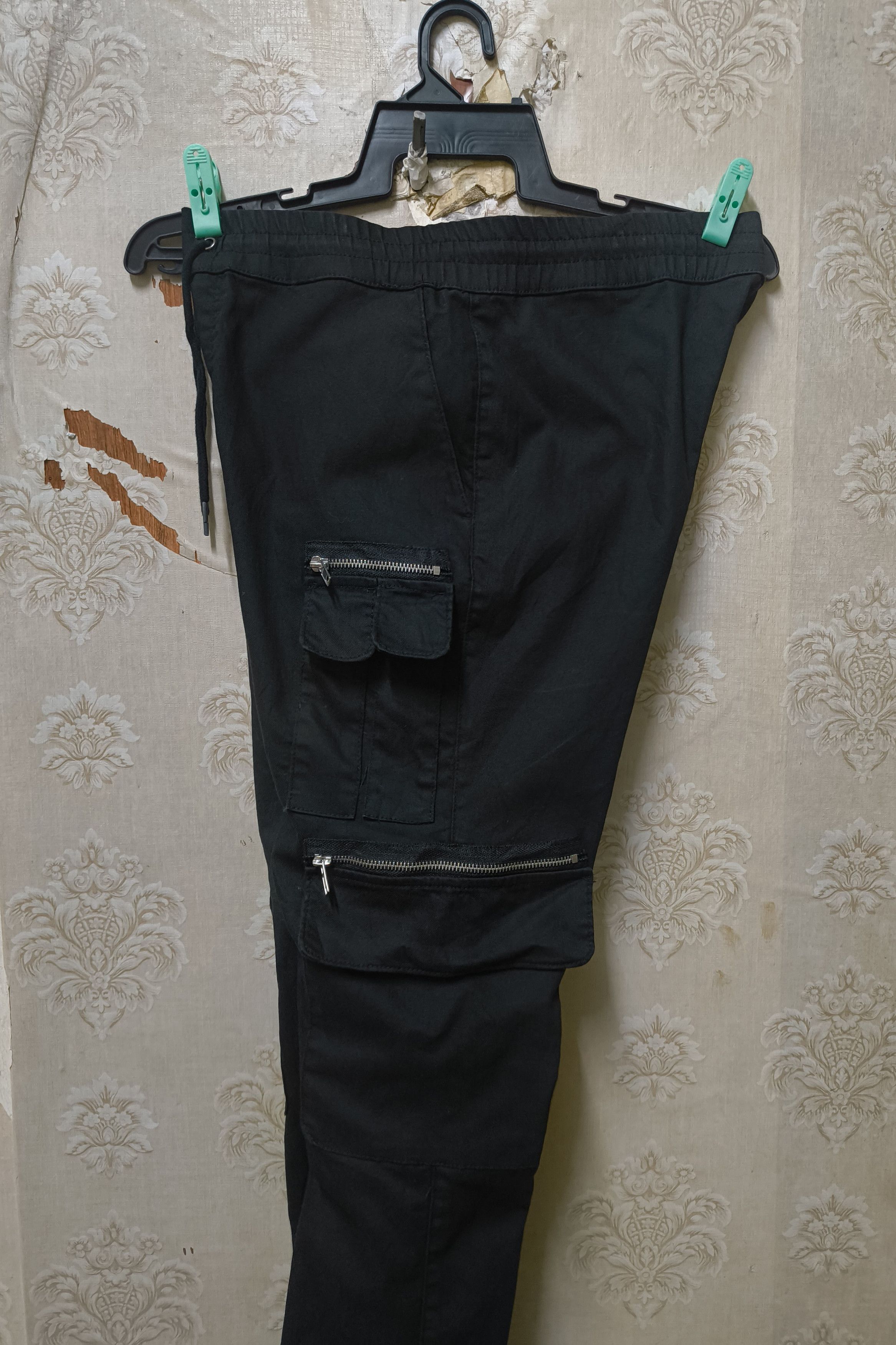 Hot Topic Hot Topic Men’s Black Punk Gothic Cargo Pants Size US 35 - 6 Thumbnail