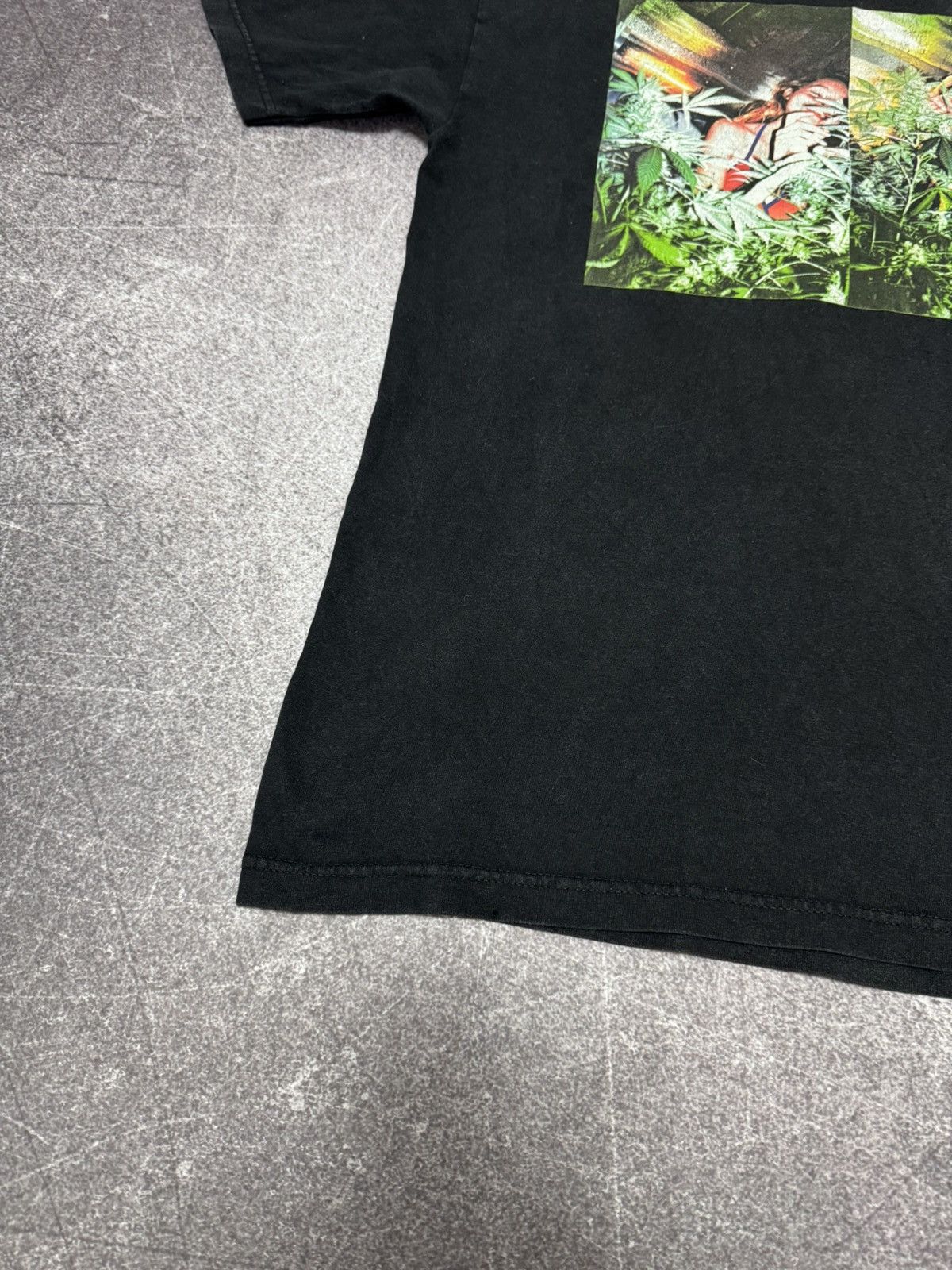 Blind Skateboards Vintage creature skateboards weed graphic tshirt hook ups Size US L / EU 52-54 / 3 - 4 Thumbnail
