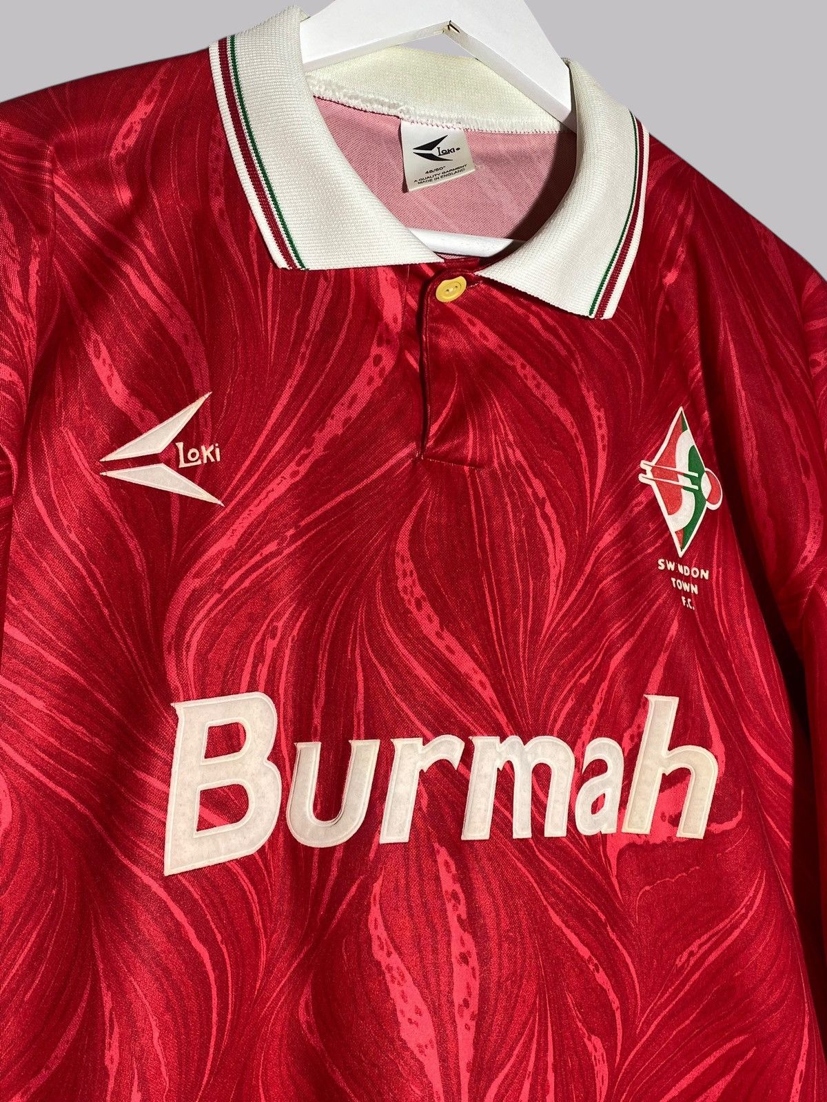 Vintage Vintage Swindon Town 1994/95 Home Football Shirt Rare AOP Size US M / EU 48-50 / 2 - 3 Thumbnail