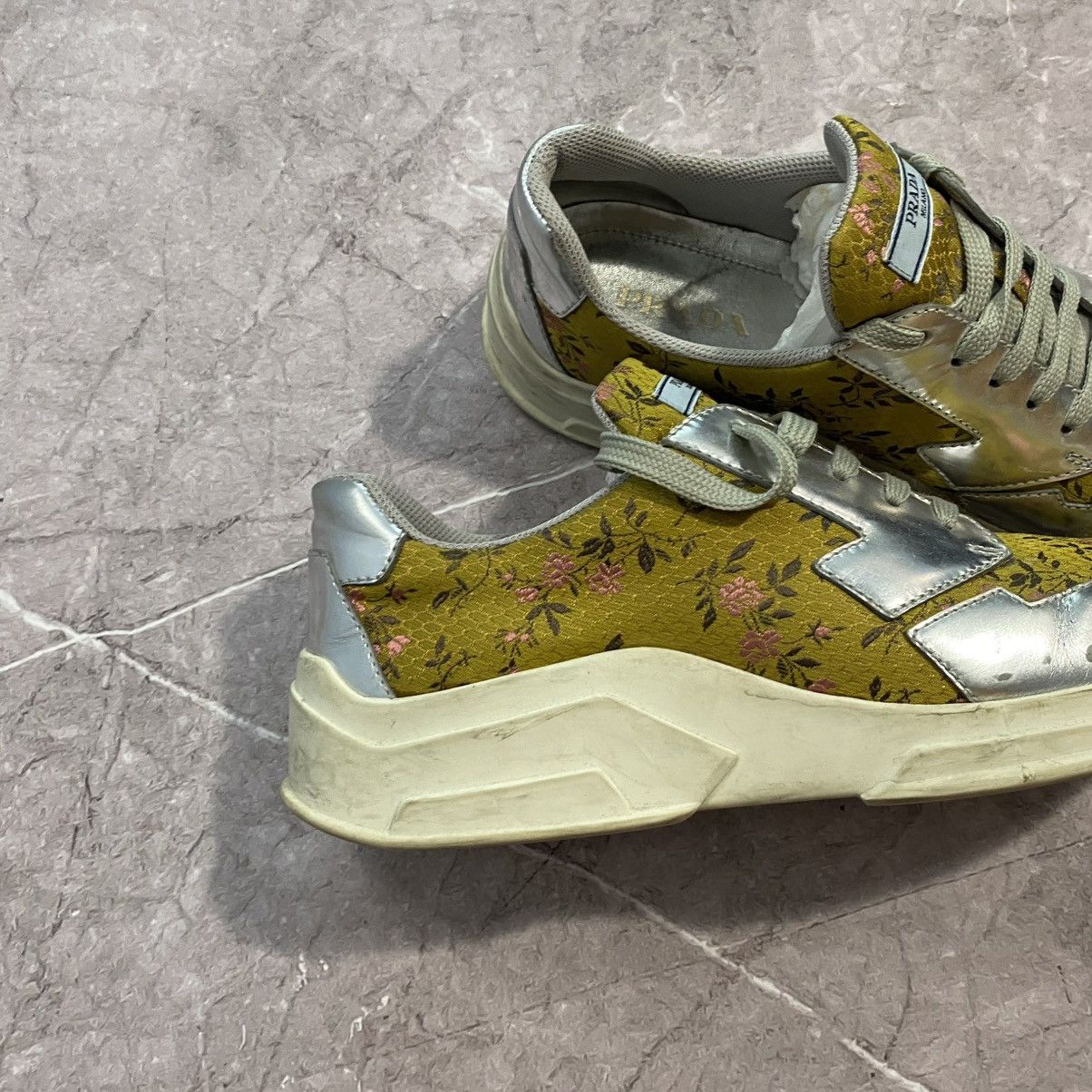 Prada RARE ! PRADA SHOES FLOWERS Size US 10 / IT 40 - 5 Thumbnail