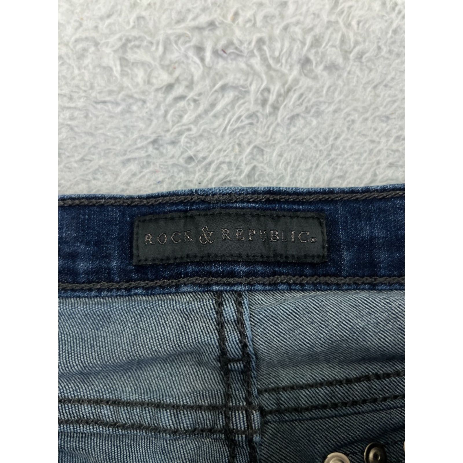 Vintage VINTAGE Rock & Republic Jeans Womens Regular Jeans Blue 26 in Low Rise Rock & Republic 5-Pocket Denim Flared Cotton Blend Size 28" / US 6 / IT 42 - 6 Thumbnail