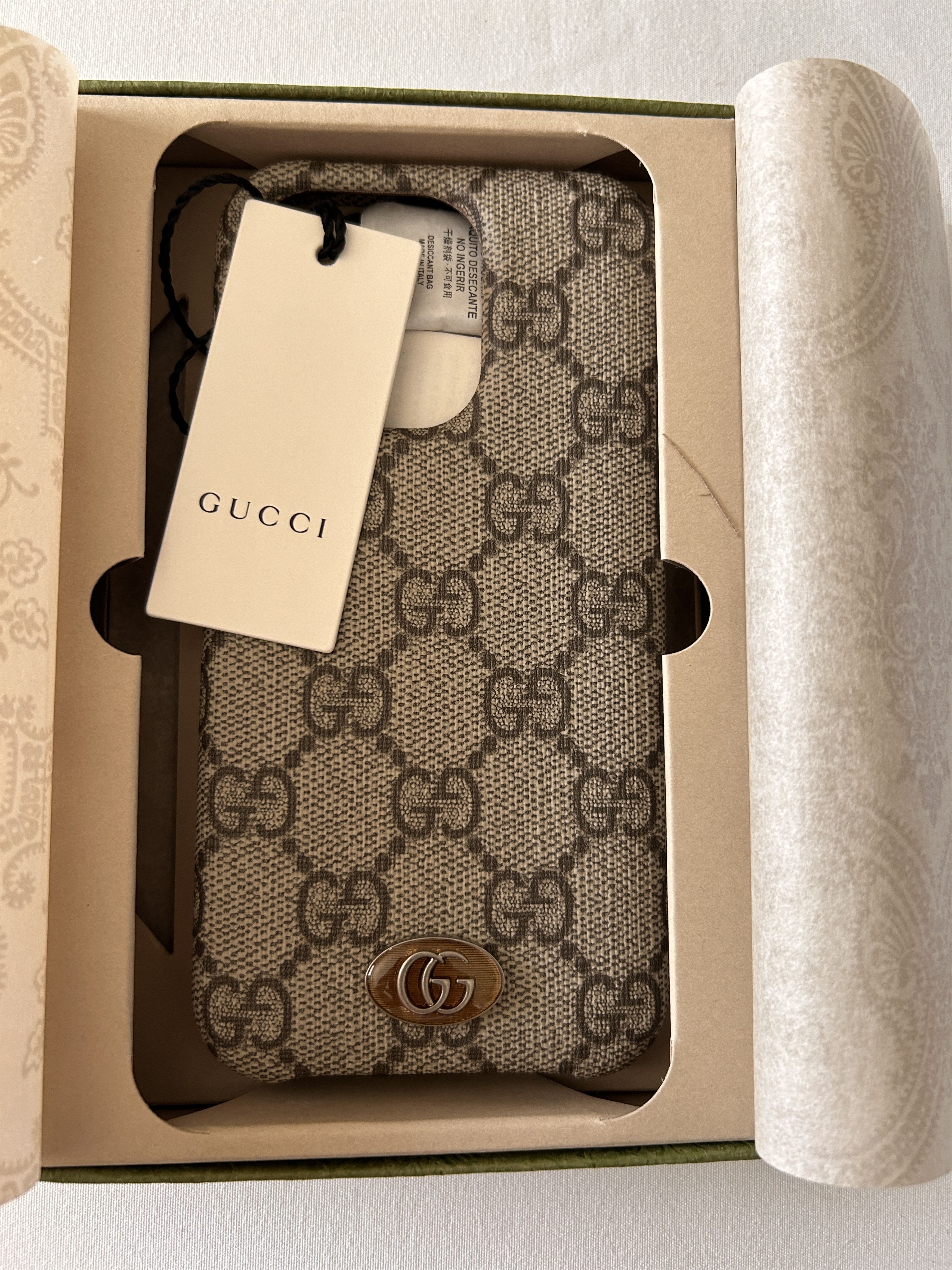 Gucci NWT GUCCI | Ophidia GG iPhone 14 Pro case | Grailed
