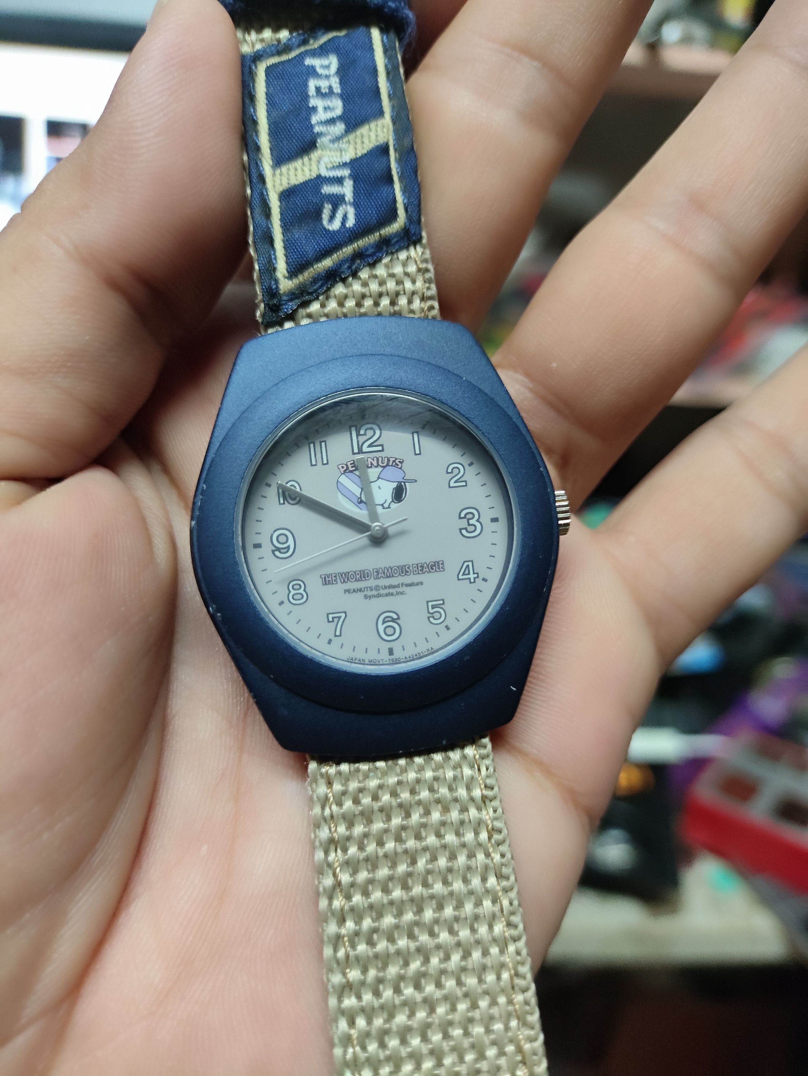 Japanese Brand × Peanuts PEANUTS WATCH (THE WORLD FAMOUS BEAGLE) RARE ITEM DESIGN Size ONE SIZE - 2 Thumbnail
