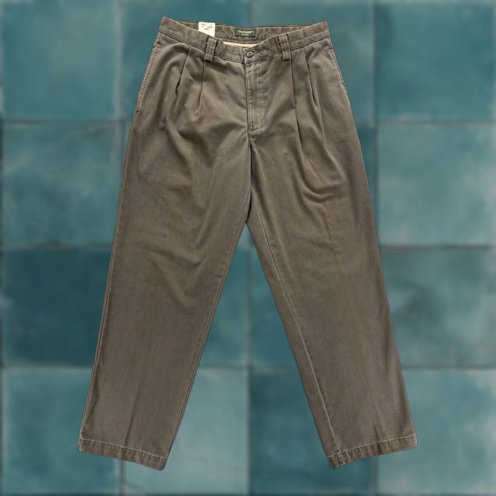 Dockers VINTAGE Dockers Premium Khakis Pants Mens 33x30 Brown Pleated Relaxed No Wrinkle Size US 33 - 1 Thumbnail