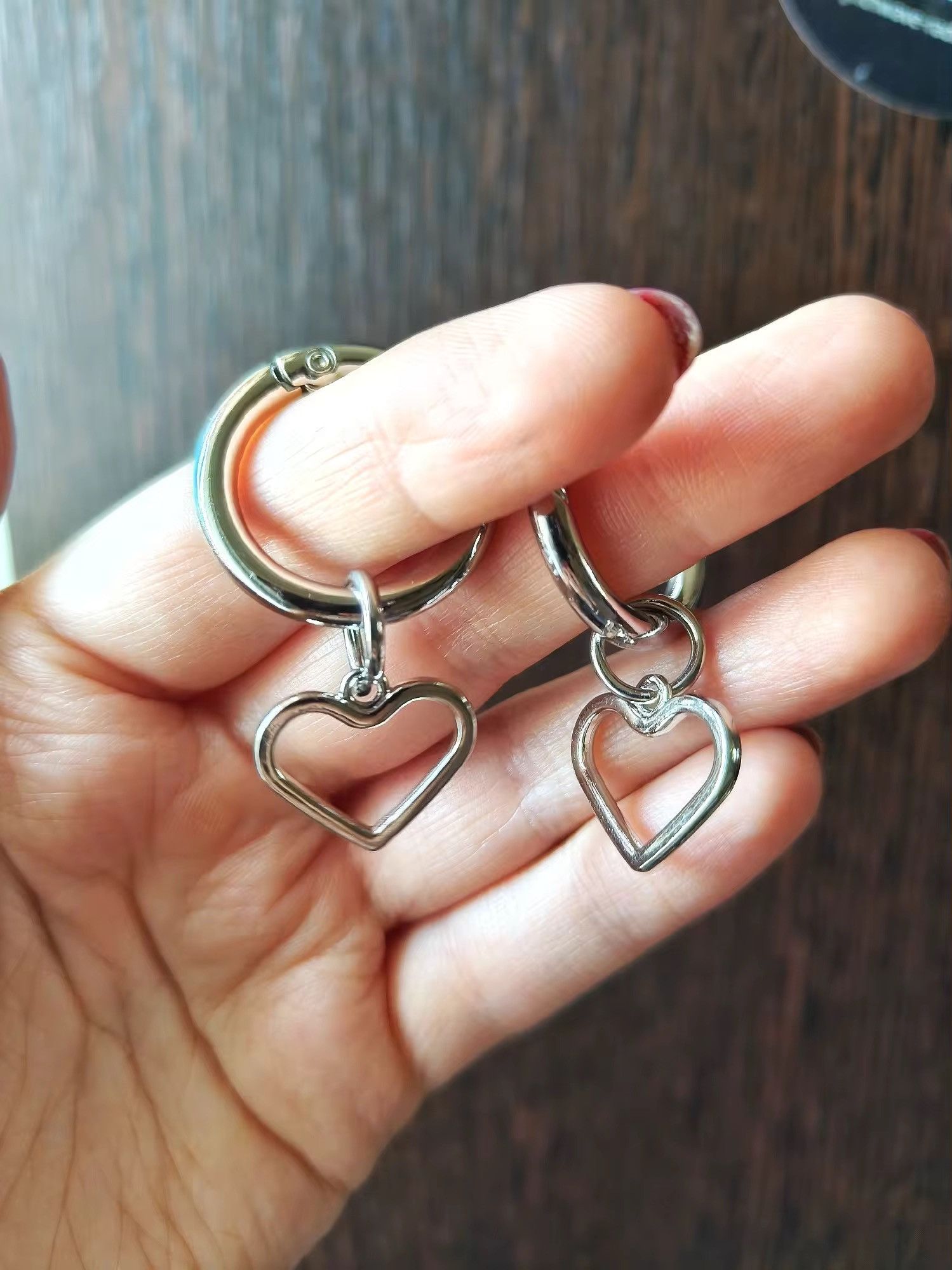 Other 2pcs Hollow Big Hearts Pendant Shoes Buckle Decoration Size ONE SIZE - 2 Thumbnail
