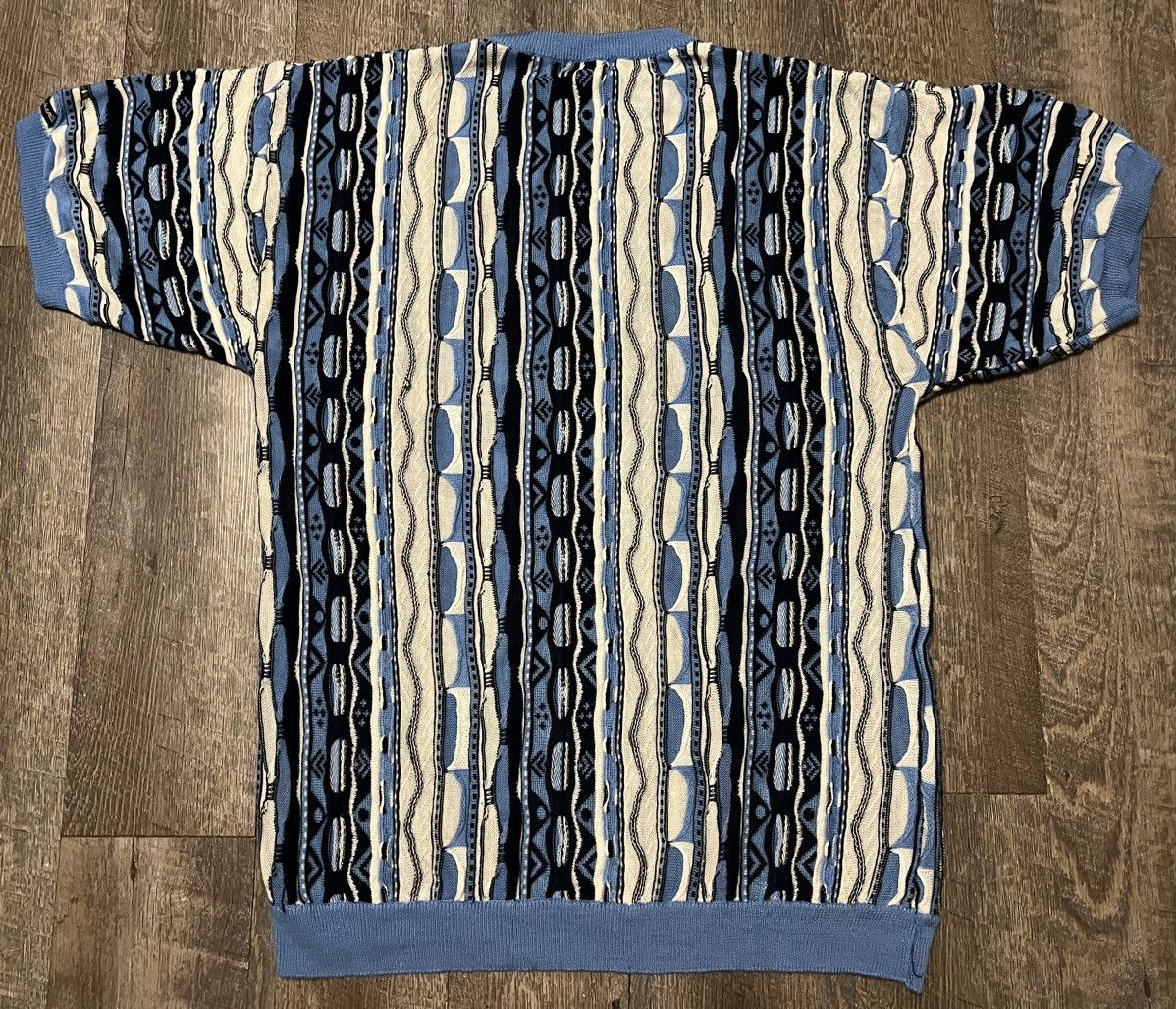 Vintage Vintage Coogi Style Crewneck Sweater Shirt Size Large 23x29 Size US L / EU 52-54 / 3 - 3 Thumbnail