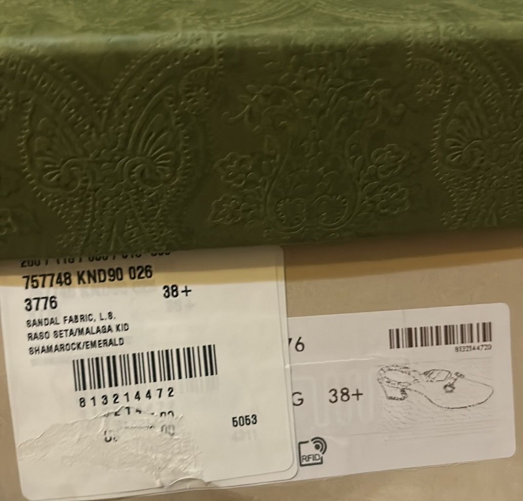Gucci Gucci Wrap-Toe Horsebit Mules Shamarock/Emerald Size 38.5 Size US 8.5 / IT 38.5 - 7 Thumbnail