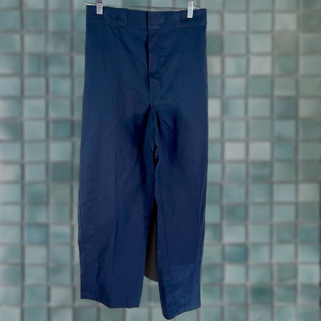 Dickies Dickies Mens 874 Original Fit Straight Leg Flat Front Blue Chino Pants 46X30 (Regular) MENS Flat Front, Chino, 874, Blue, Pants, 46x30 Size US 30 / EU 46 - 1 Thumbnail