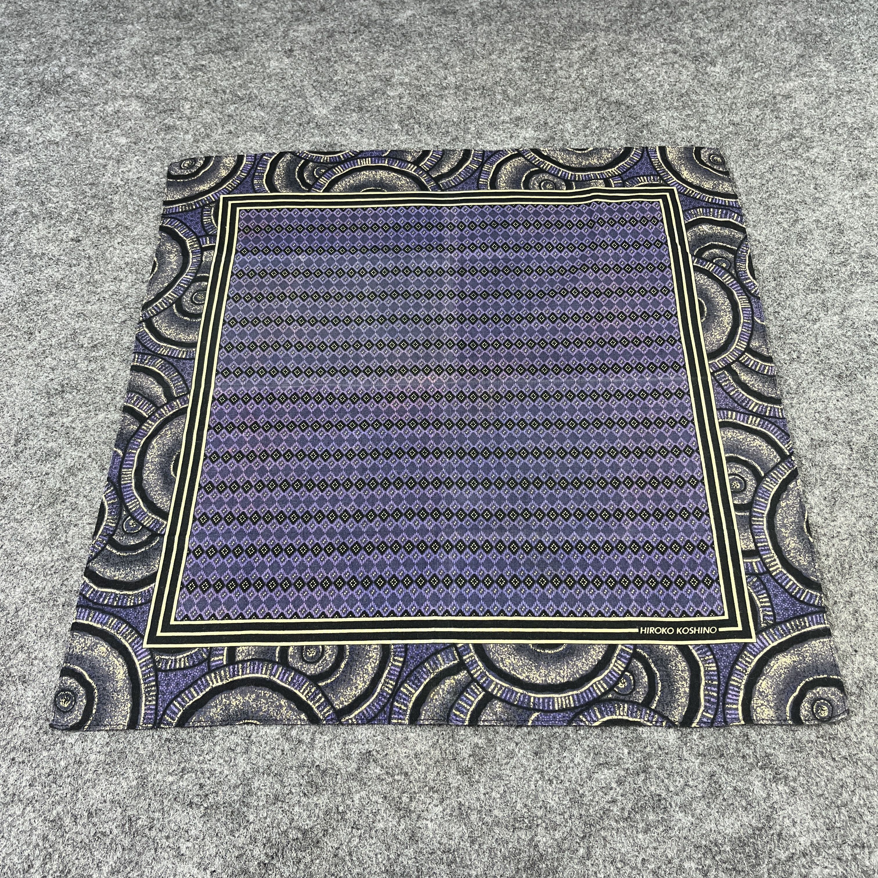 Vintage Hiroko Koshino Handkerchief / Bandana / Neckerchief B104 Size ONE SIZE - 2 Thumbnail