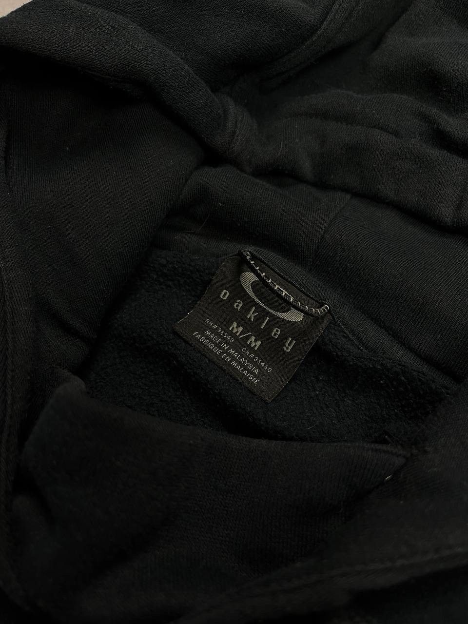 Vintage Vintage Oakley Boxy Big Logo Hoodie Y2K M Size US M / EU 48-50 / 2 - 4 Thumbnail