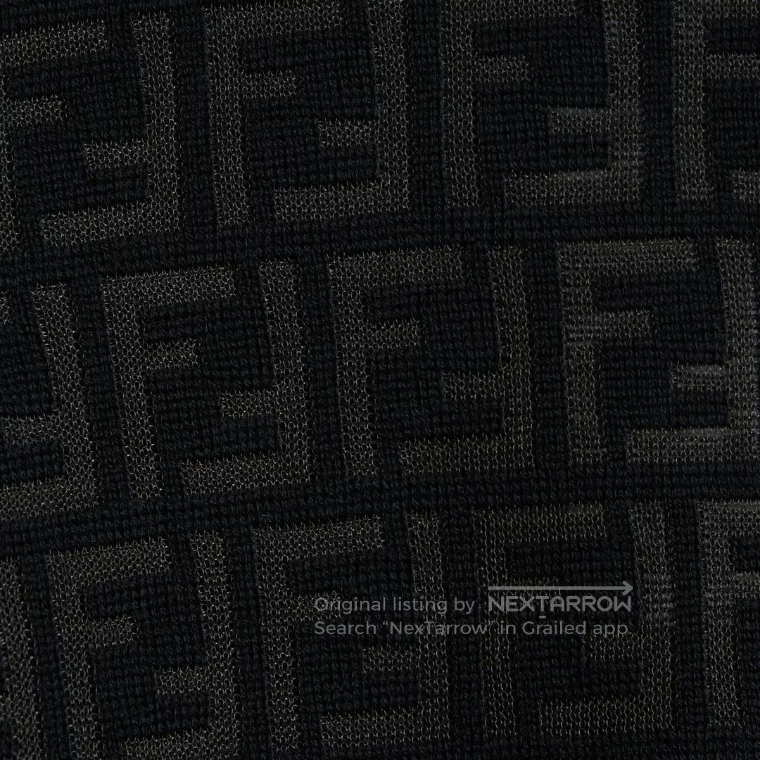 Fendi Fendi Men's Embossed Hollow Knit Sweater. Size US M / EU 48-50 / 2 - 4 Thumbnail