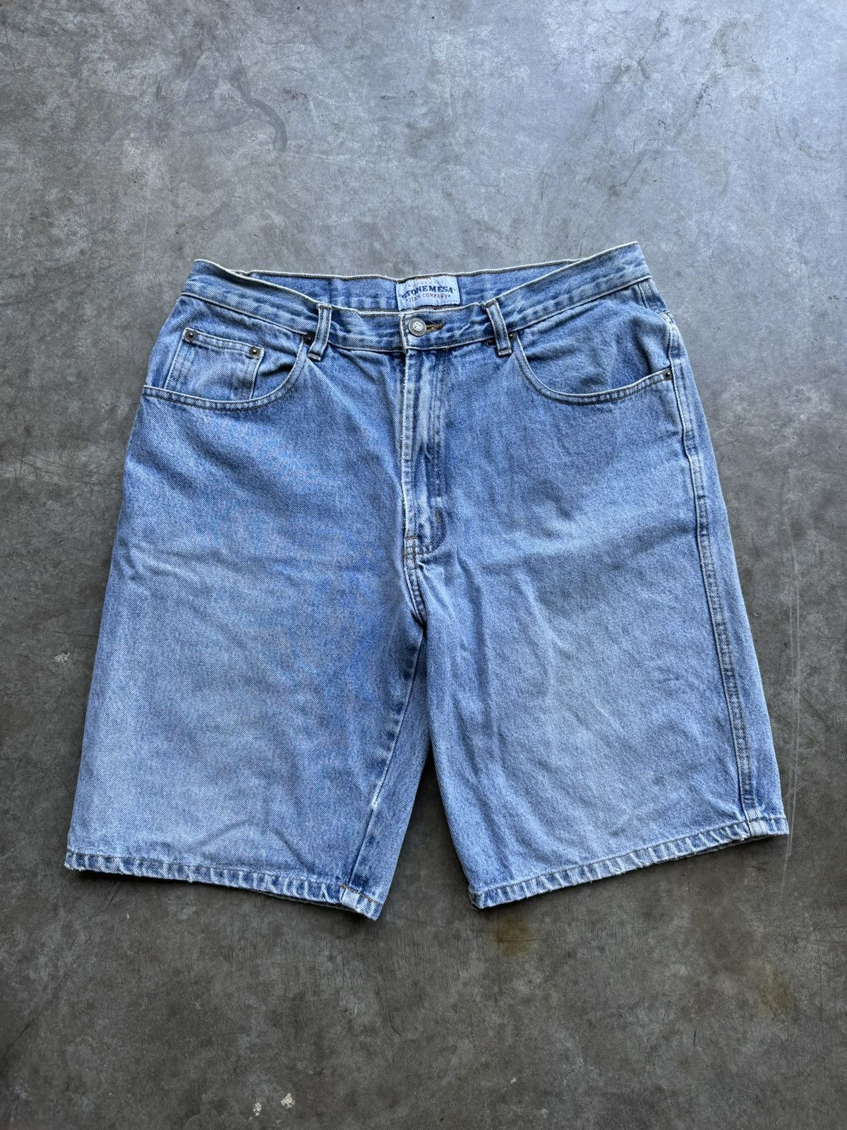 Levi's Vintage 90’s/00’s Stonemesa Light Denim Jean Shorts Size US 32 / EU 48 - 1 Thumbnail