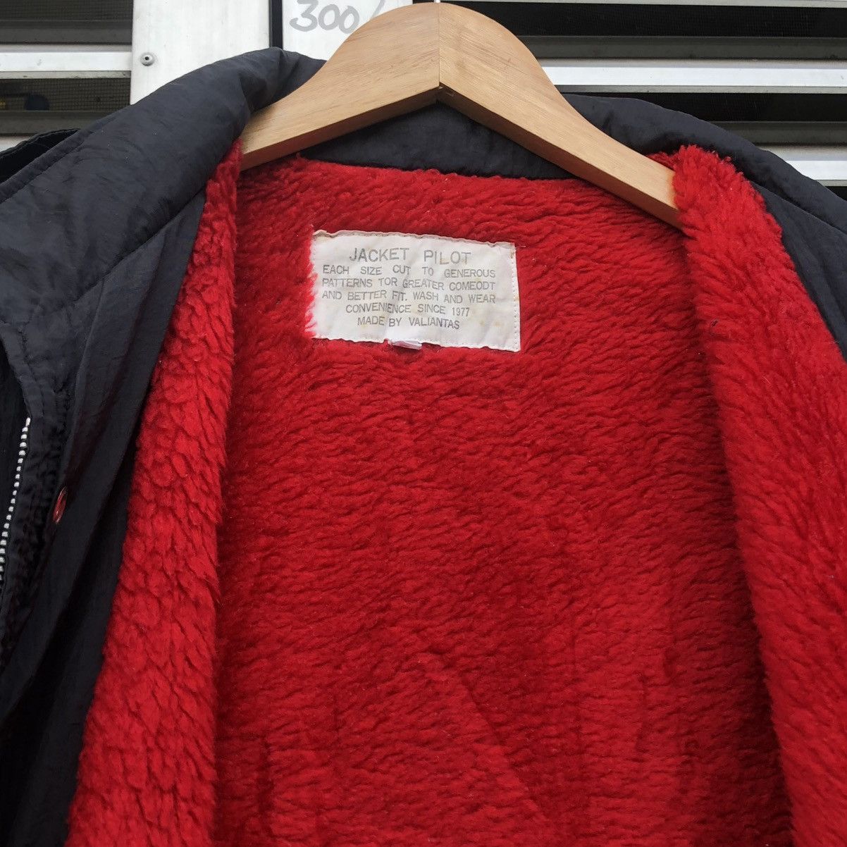 Vintage Vintage Pilot Made By Valiantas Lined fleece Bomber Jacket Size US L / EU 52-54 / 3 - 21 Thumbnail