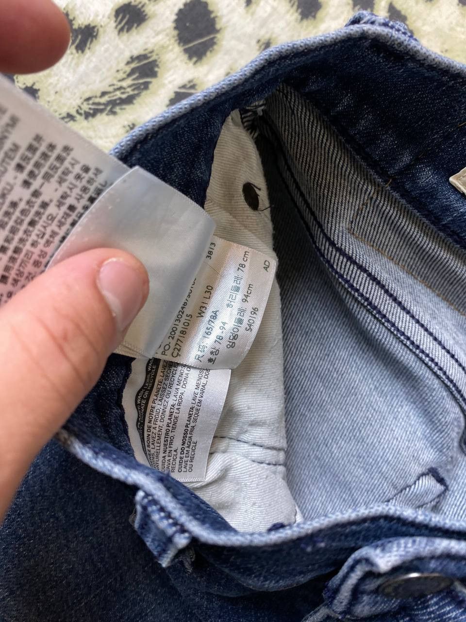 Levi's × Vintage Vintage Levi’s 519 Faded Distressed Jeans Size US 31 - 2 Thumbnail