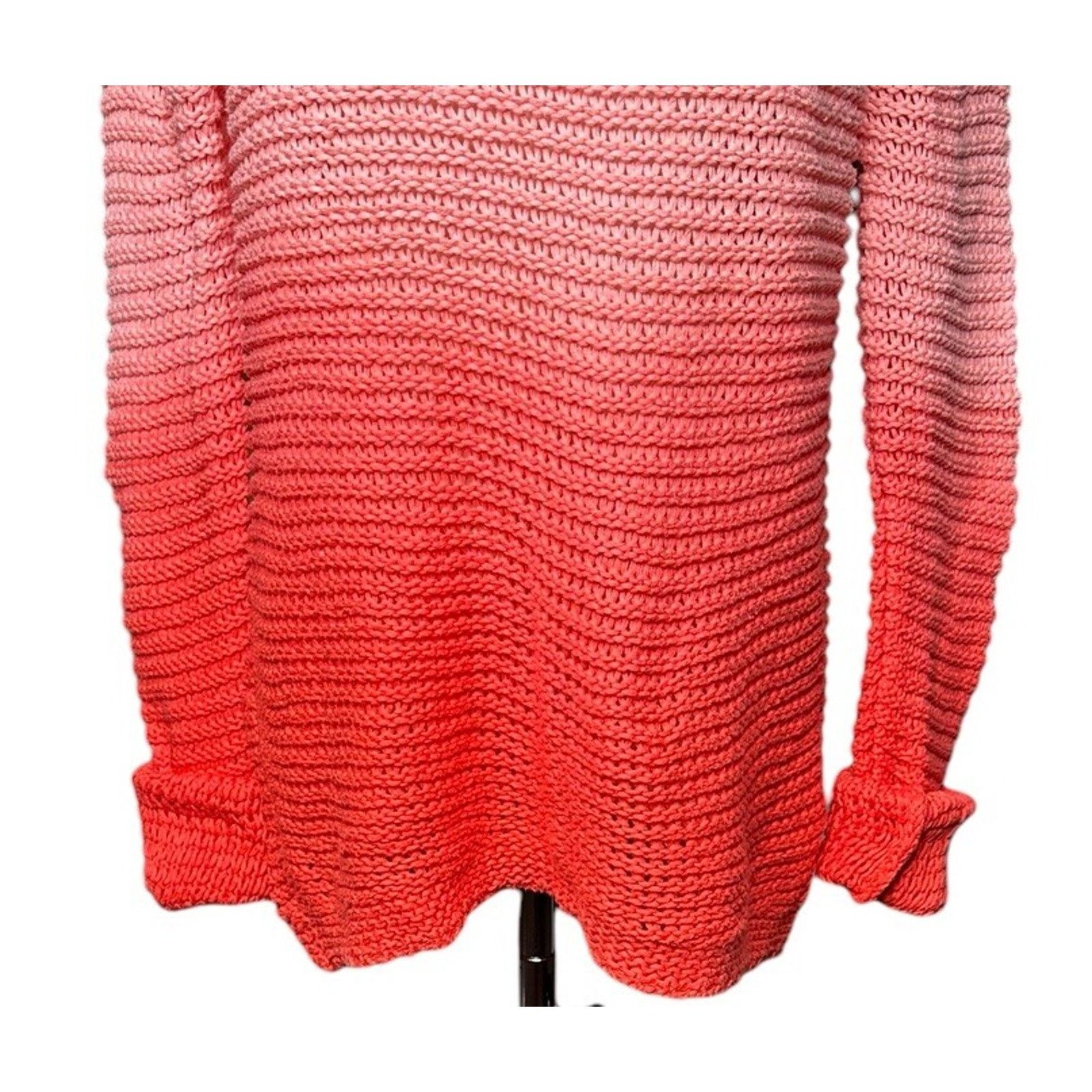Hollister HOLLISTER Pink Coral Ombre V-Neck Beach Sweater Cover Up M Size M / US 6-8 / IT 42-44 - 2 Thumbnail