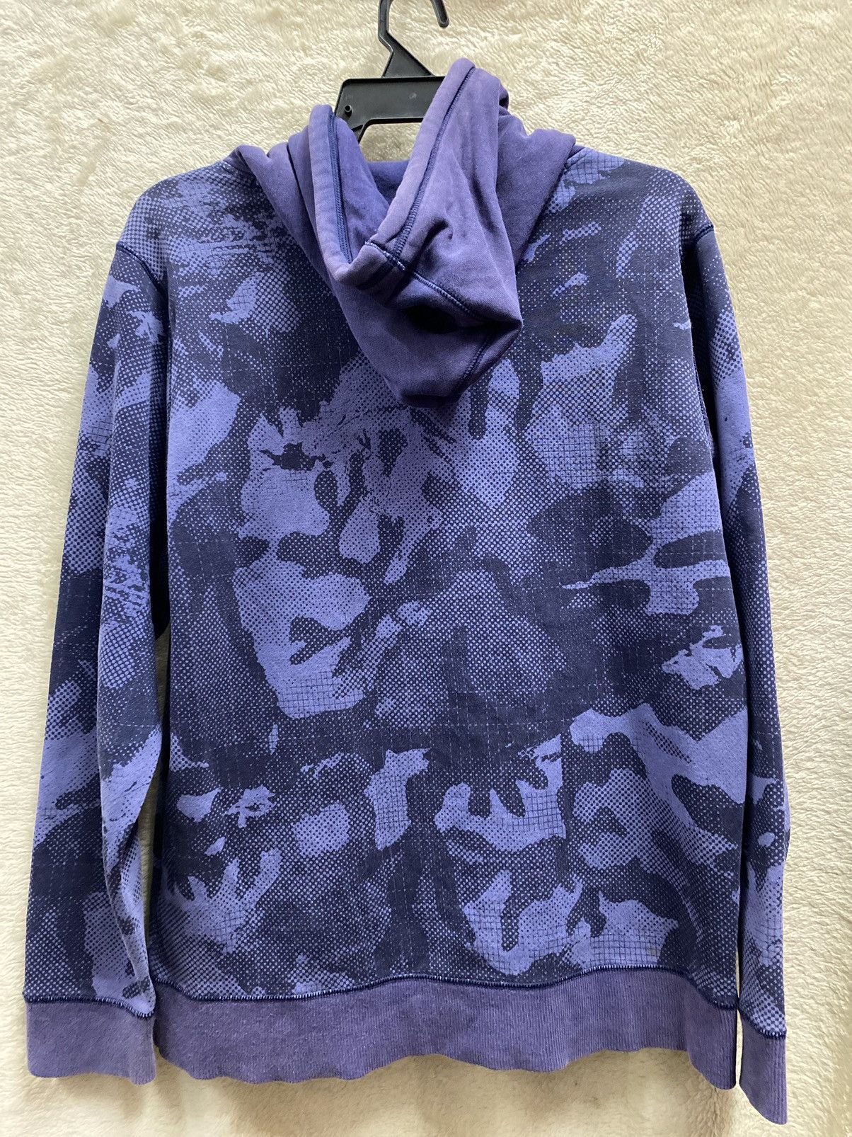 Japanese Brand × Under Armour DISTRESSED UNDER ARMOUR CAMOUFLAGE HOODIE Size US L / EU 52-54 / 3 - 8 Thumbnail