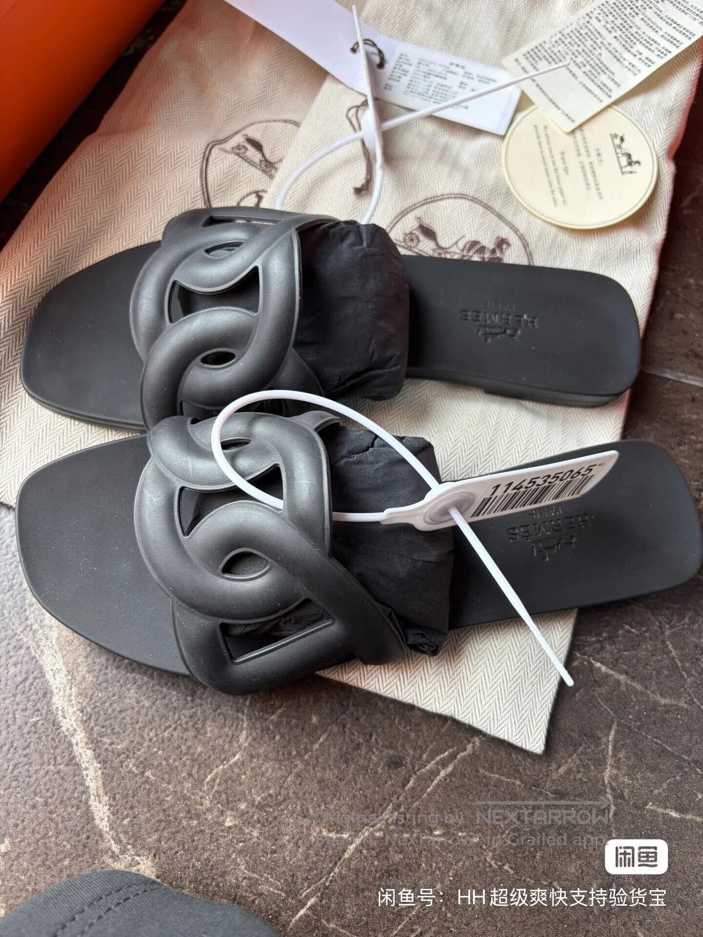 Hermes Hermes Women's Sandals. Size US 4 / IT 34 - 3 Thumbnail