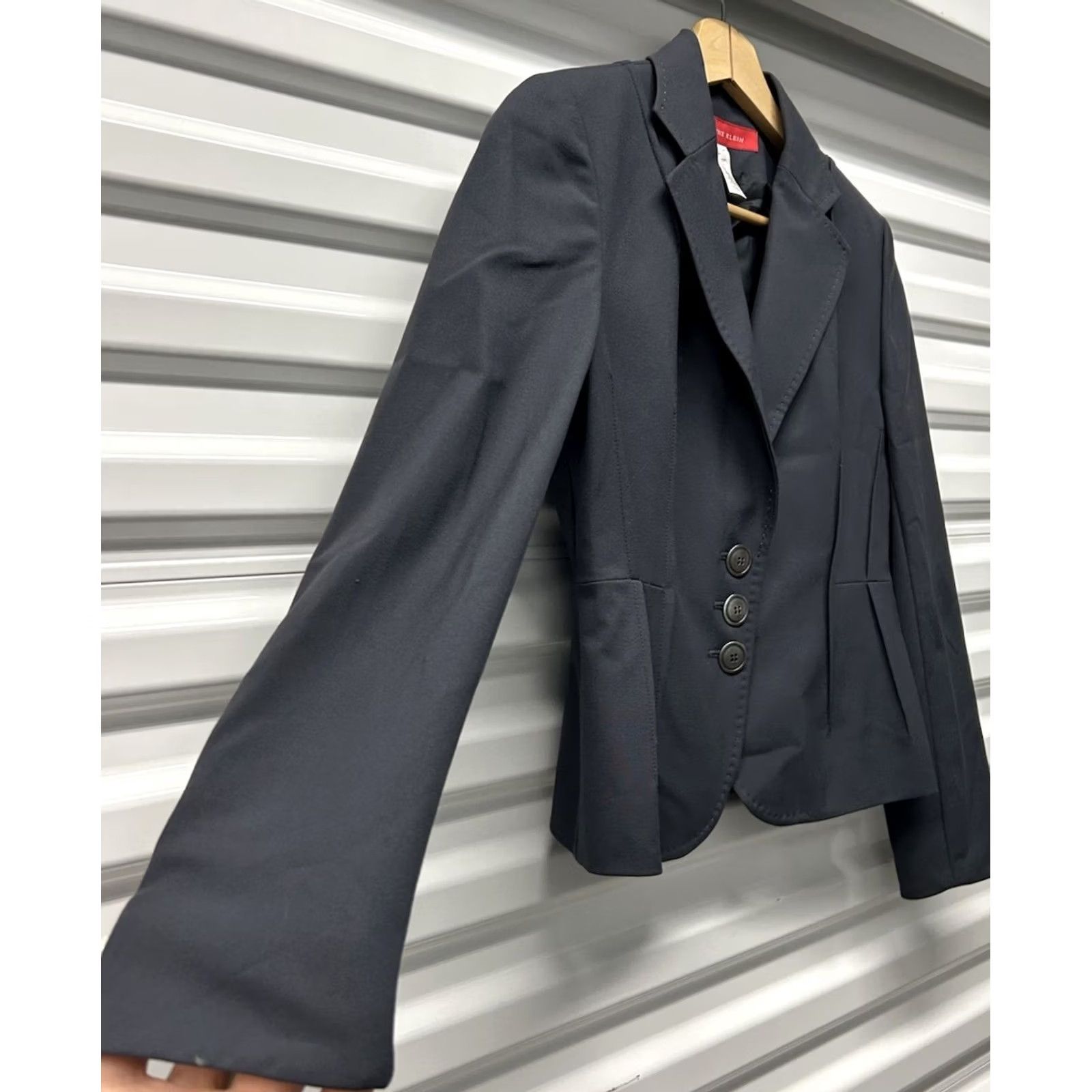 Anne Klein VINTAGE Women AnneKlein Petite Designer Stretch Navy ButtonUp Blazer Suit Jacket 2P Blue Three-Button Peak Lapel Short Sleeve Long Sleeve Size XS / US 0-2 / IT 36-38 - 3 Thumbnail